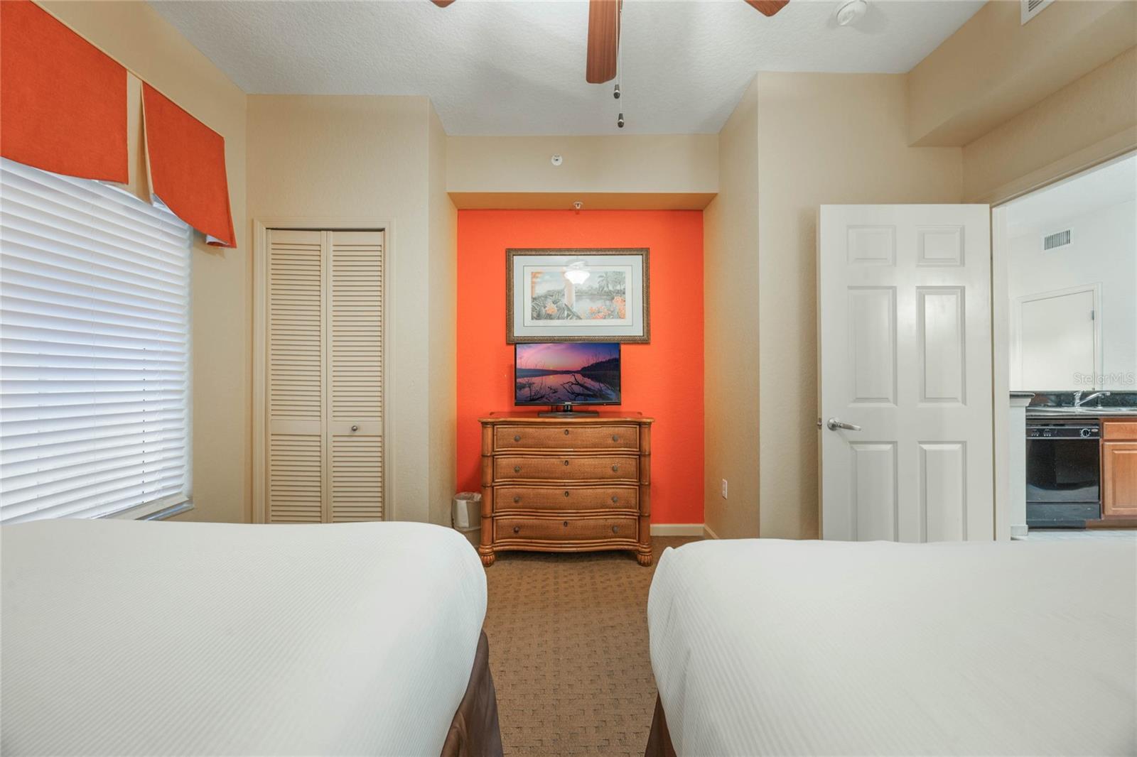 Image 18 of 35 For 8101 Resort Village Drive 31308