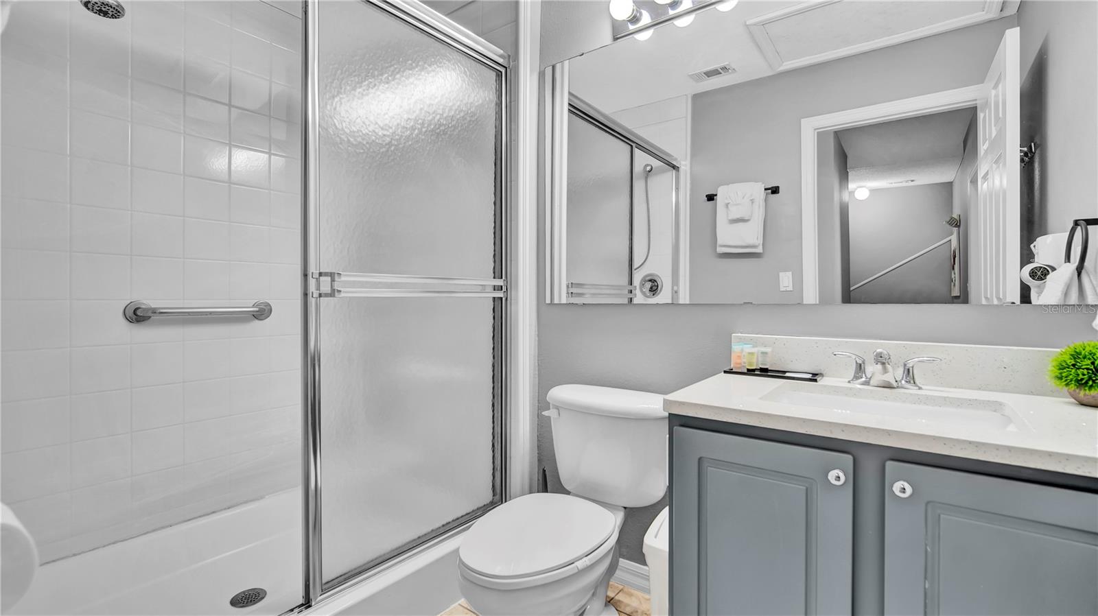 Image 25 of 42 For 1087 Park Ridge Circle
