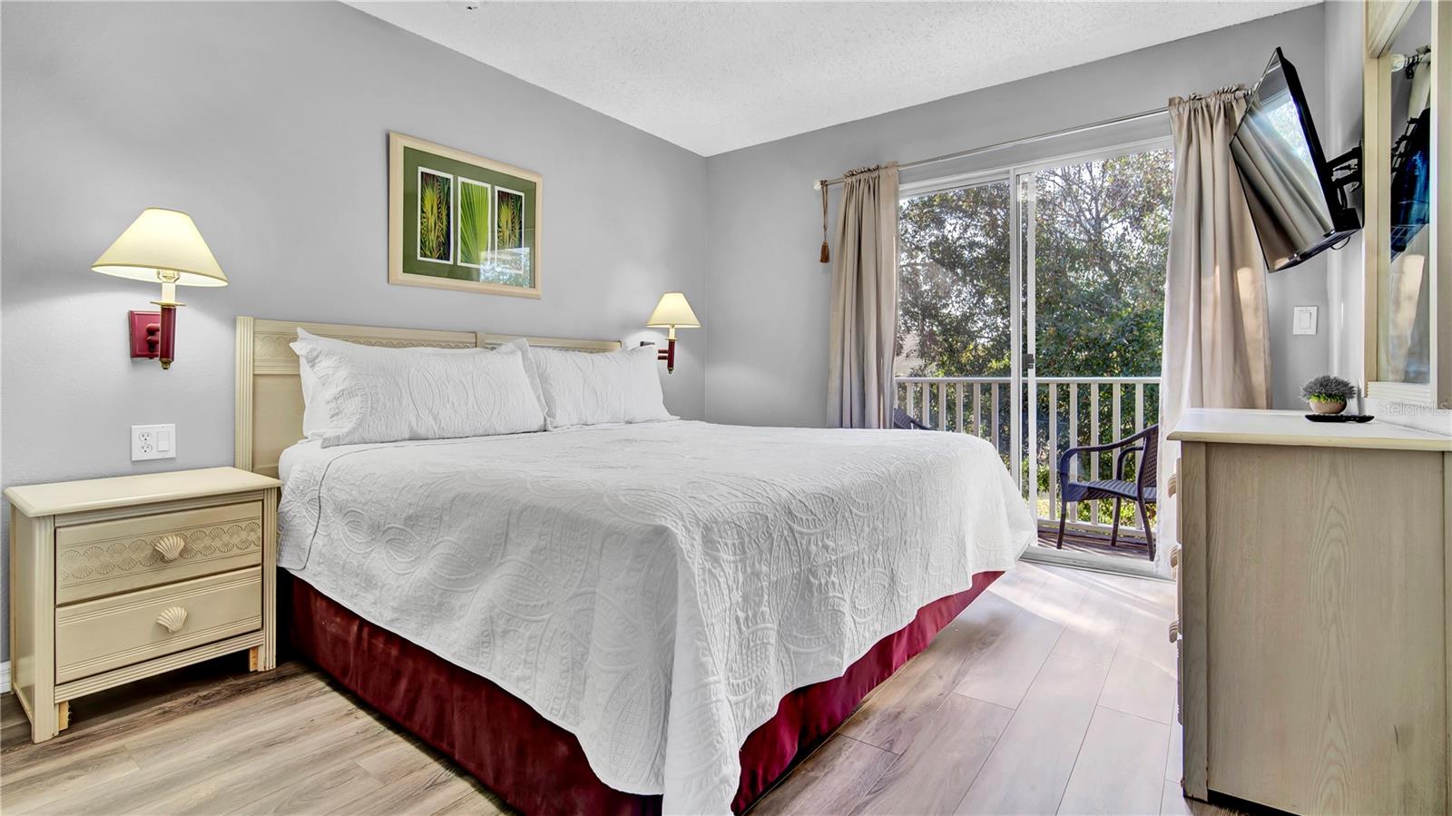 Image 26 of 42 For 1087 Park Ridge Circle