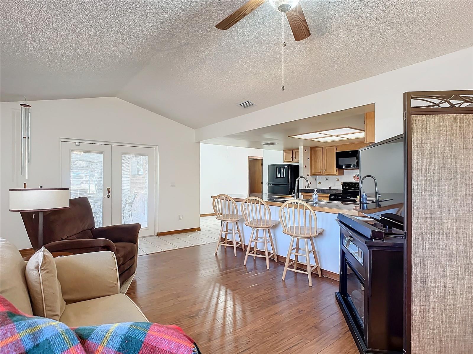 Image 15 of 56 For 2810 Summerfield Street