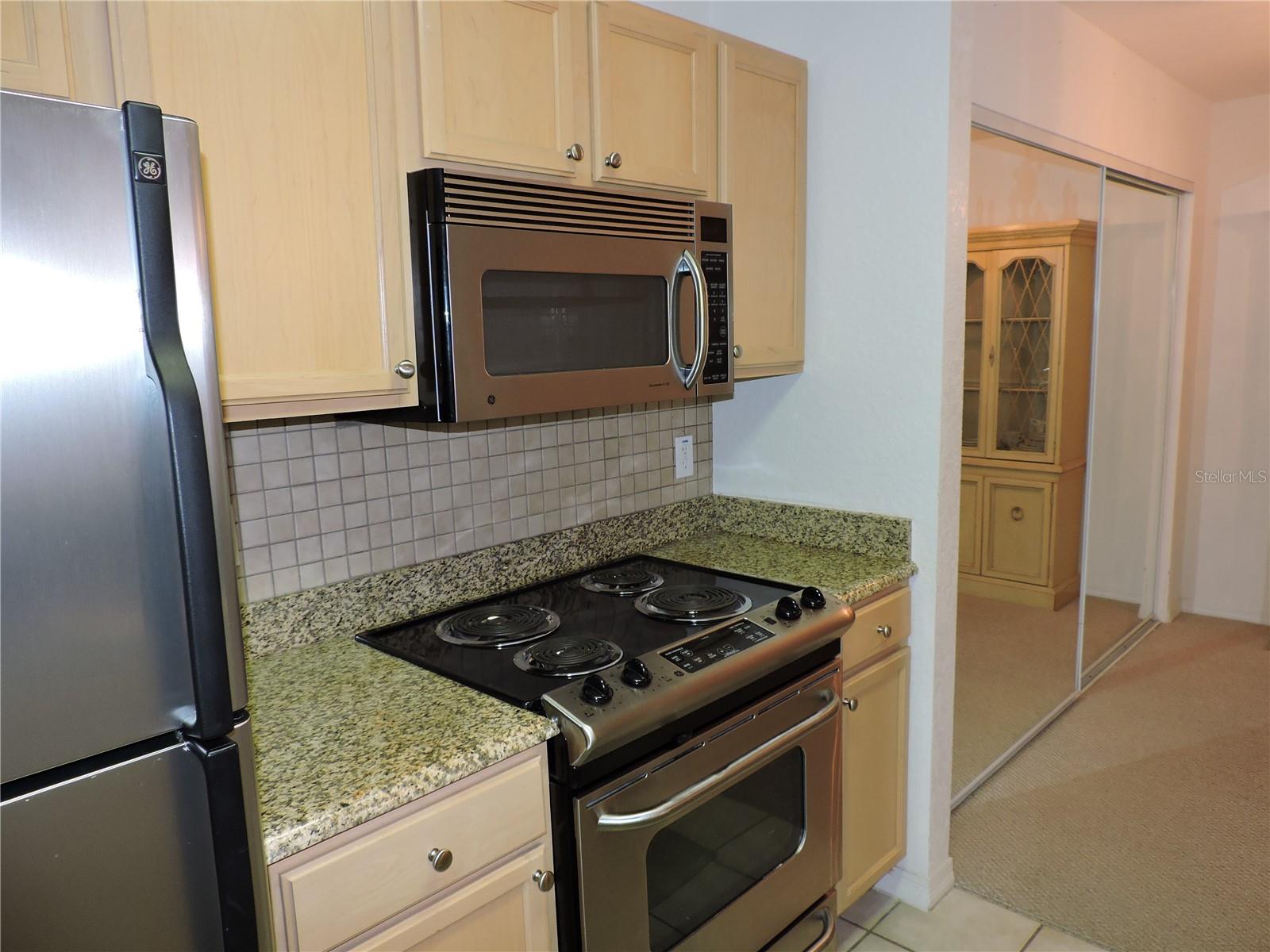 Image 9 of 20 For 870 Regatta Bay Drive 4-103