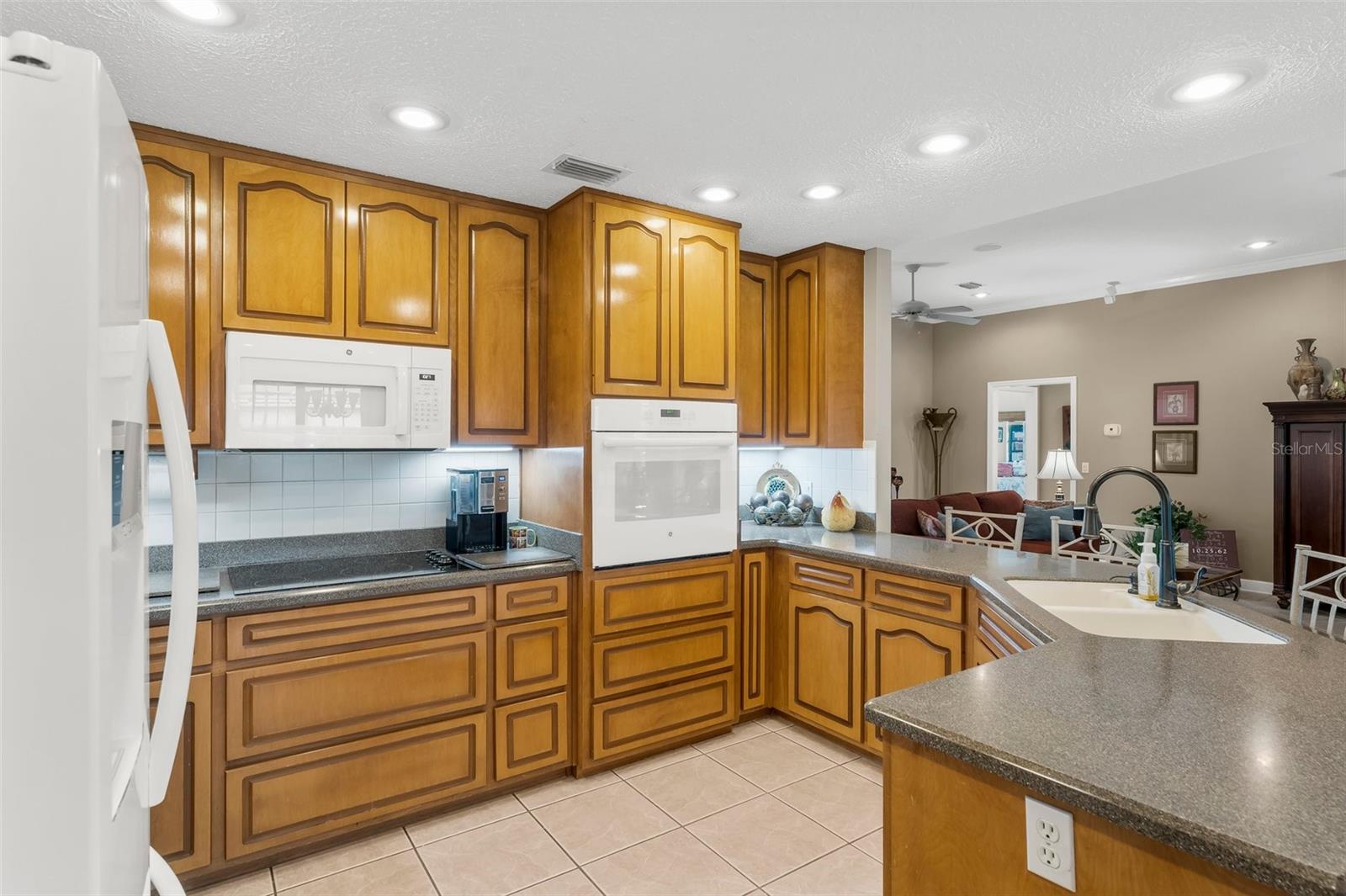 Image 22 of 54 For 9105 Abba Lane