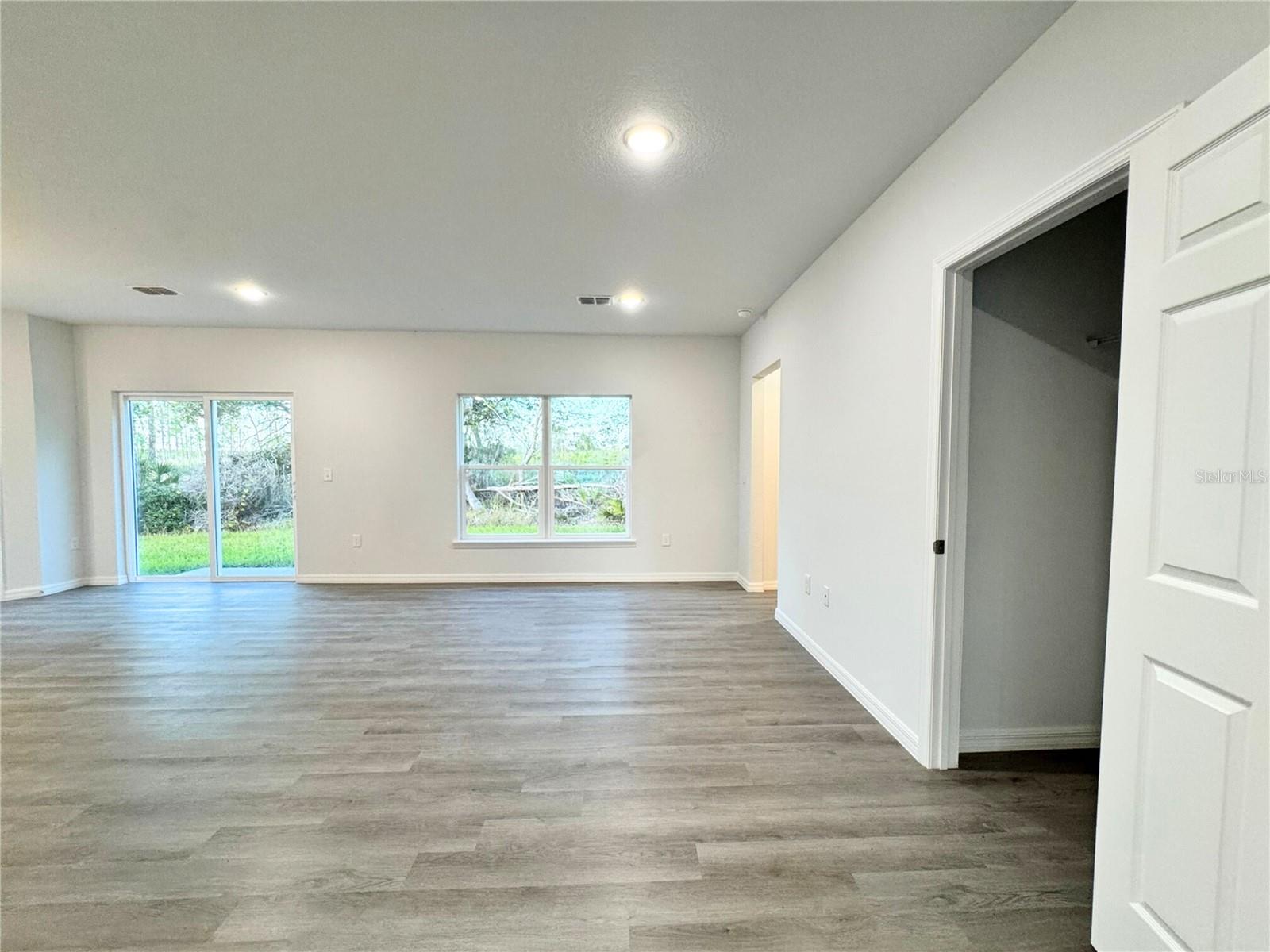 Image 10 of 33 For 1211 Baltic Dr Drive