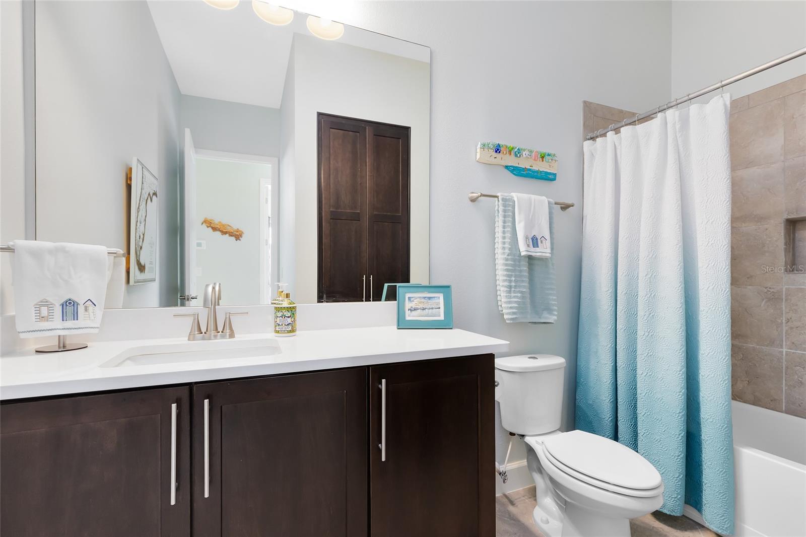 Image 21 of 37 For 8136 Tavistock Lakes Boulevard