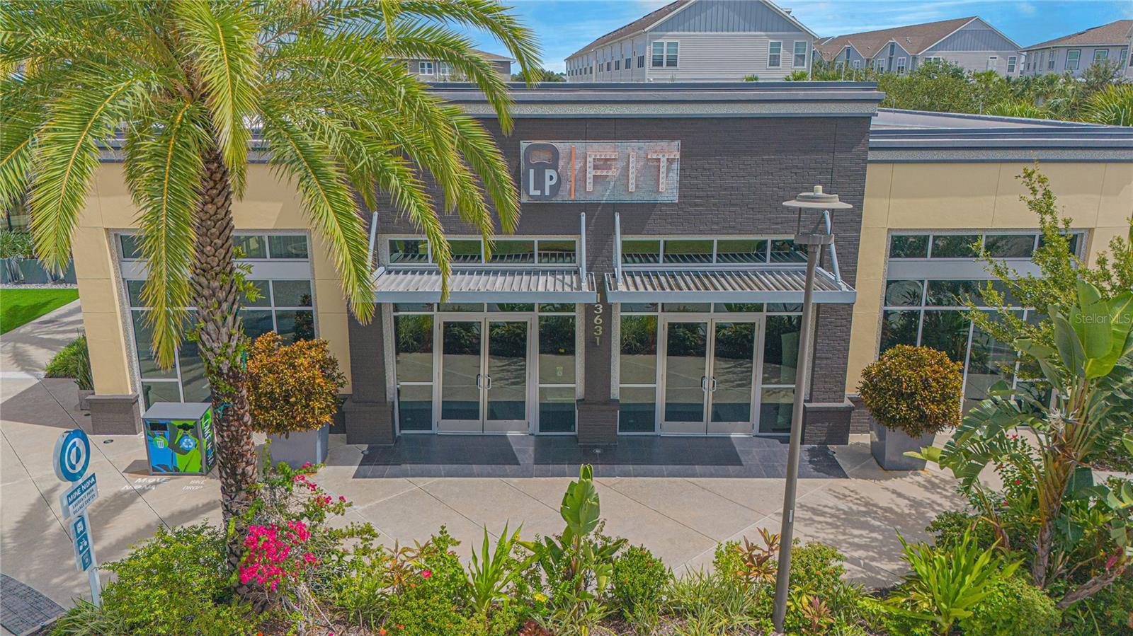 Image 33 of 37 For 8136 Tavistock Lakes Boulevard