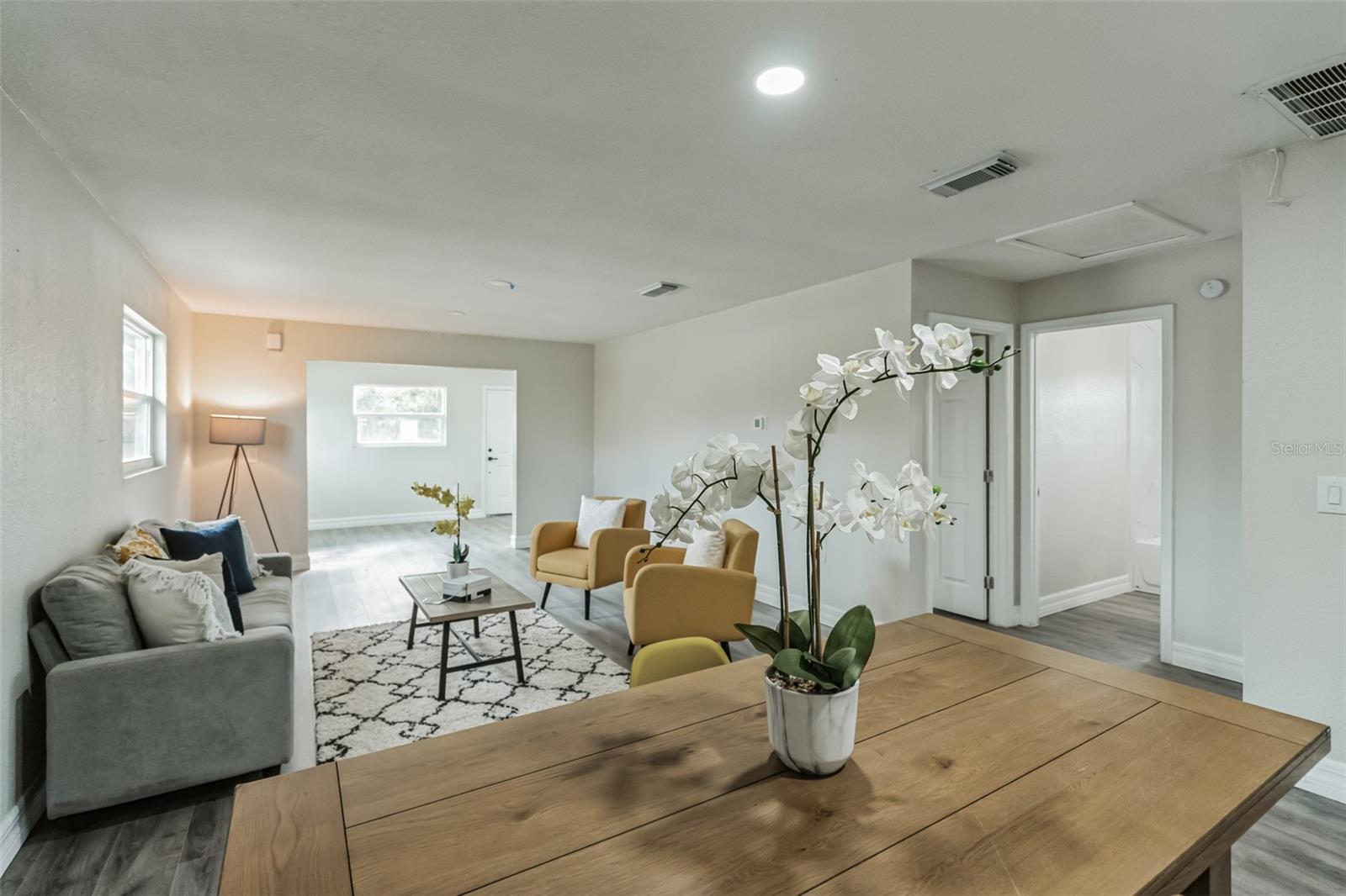 Image 10 of 30 For 224 Singleton Avenue