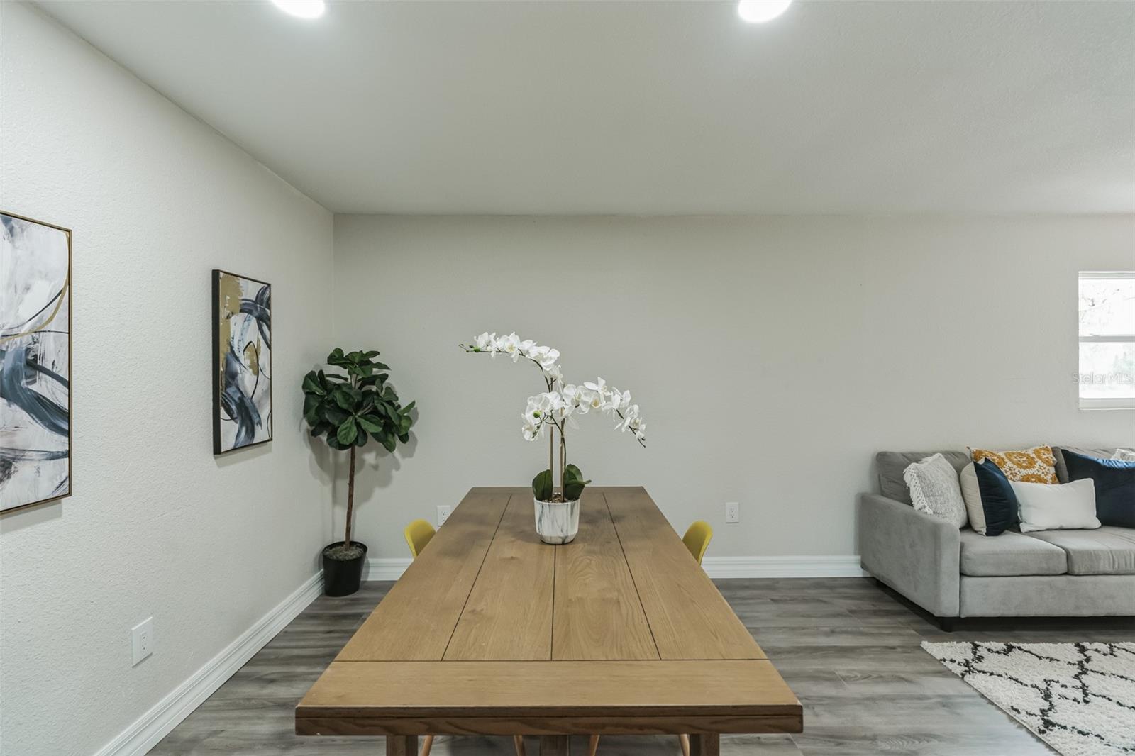 Image 11 of 30 For 224 Singleton Avenue