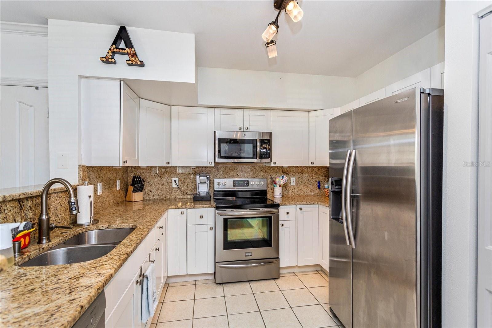 Image 8 of 16 For 757 Siena Palm Drive 757