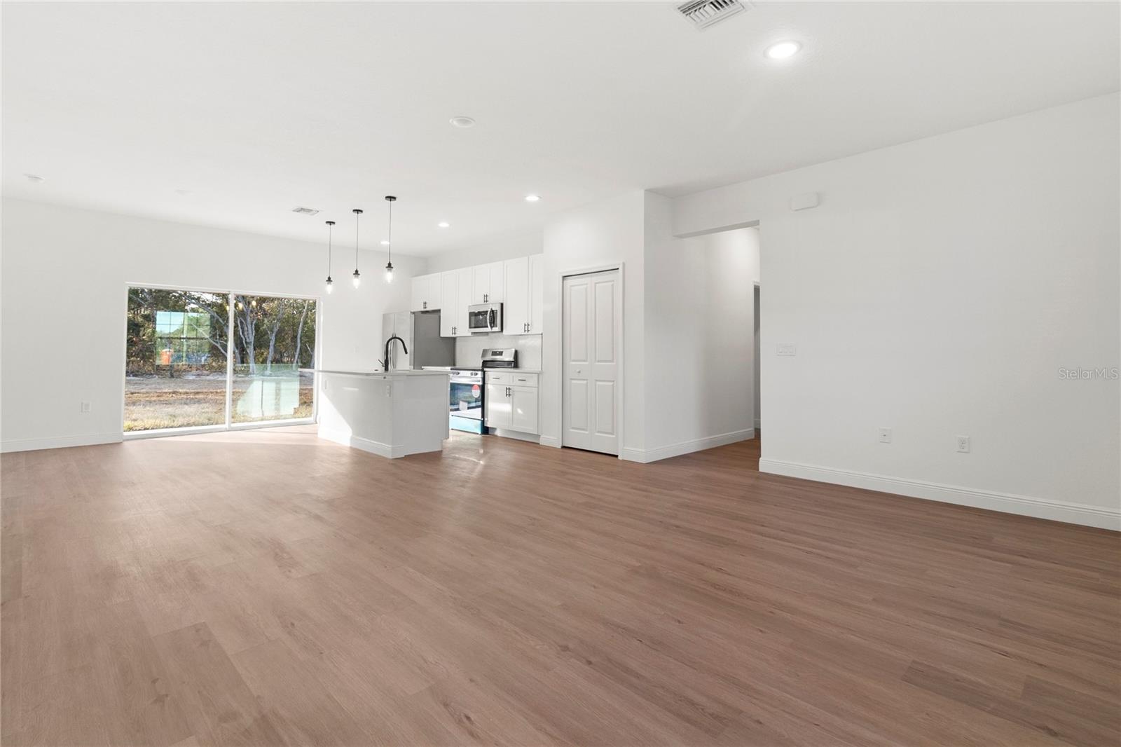 Image 8 of 29 For 15046 61st Court Road