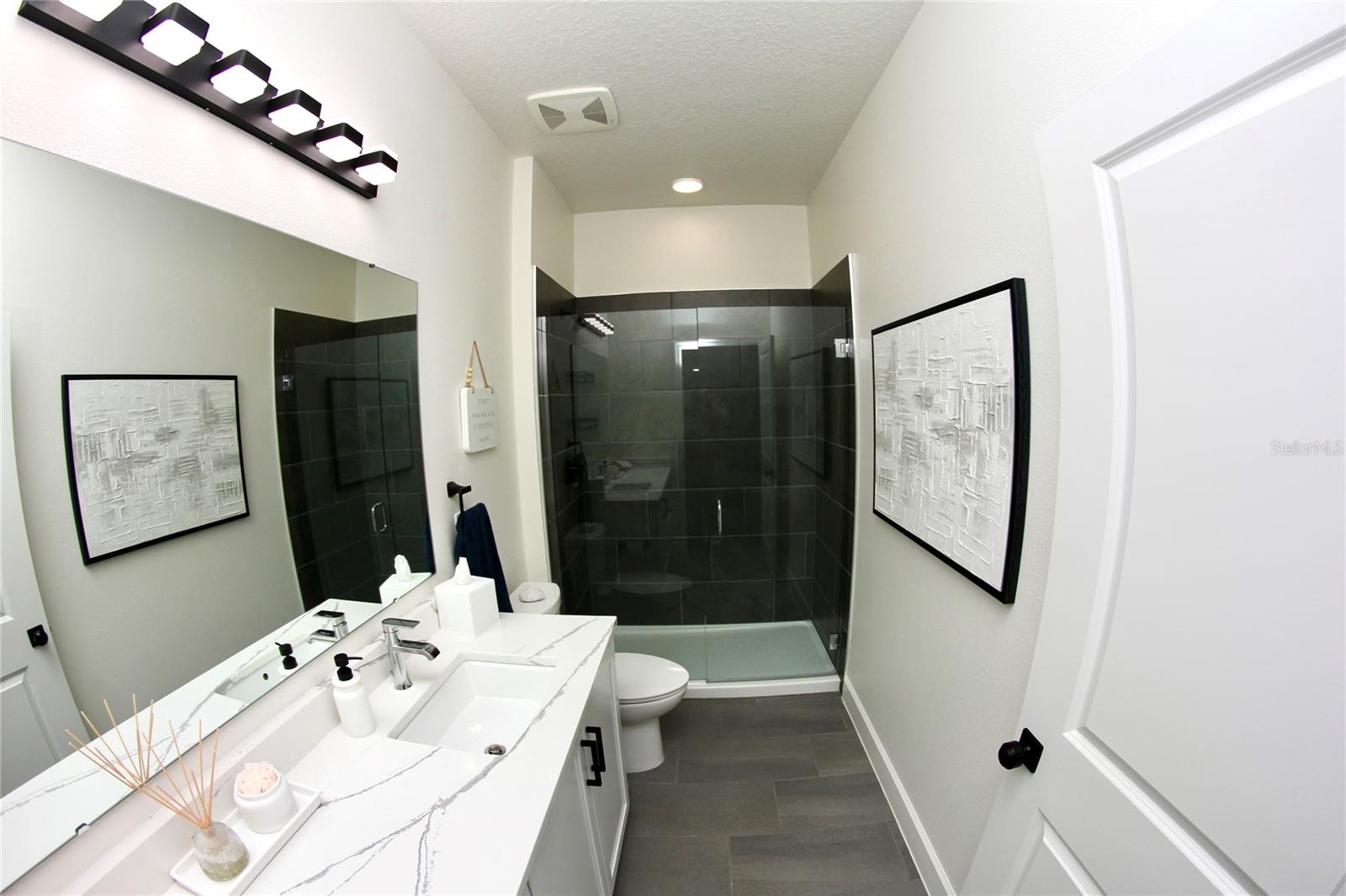 Image 23 of 30 For 741 Rioja Drive
