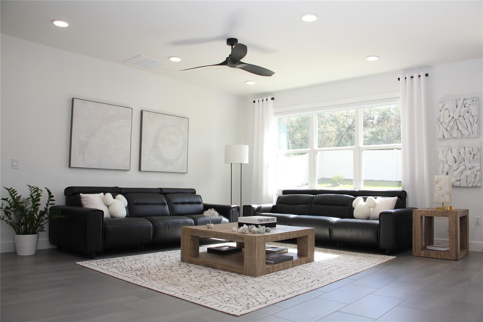 Image 5 of 30 For 741 Rioja Drive