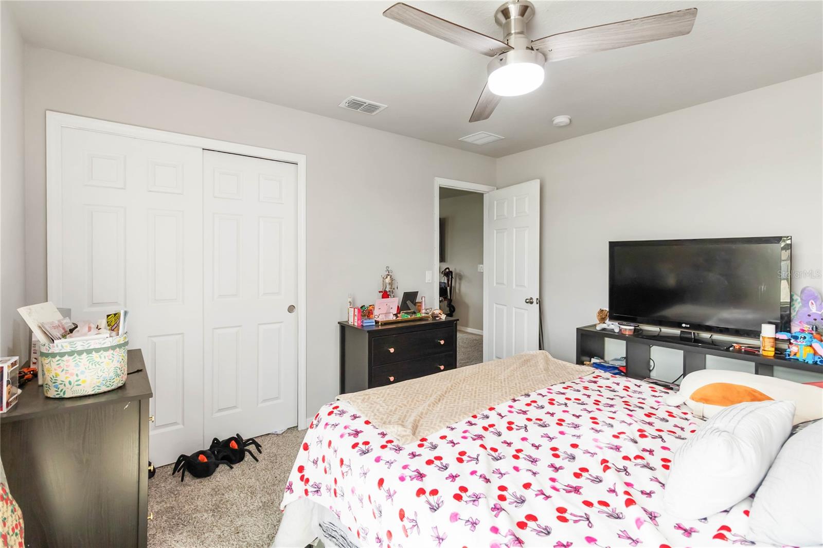 Image 34 of 52 For 494 Amadoras Way
