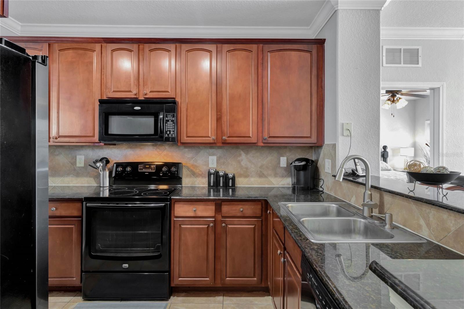 Image 2 of 16 For 904 Charo Parkway 536