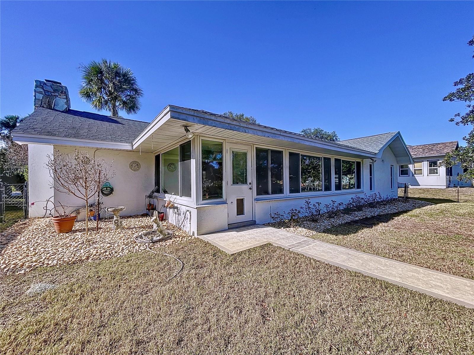 Image 11 of 93 For 11910 Riverhaven Drive