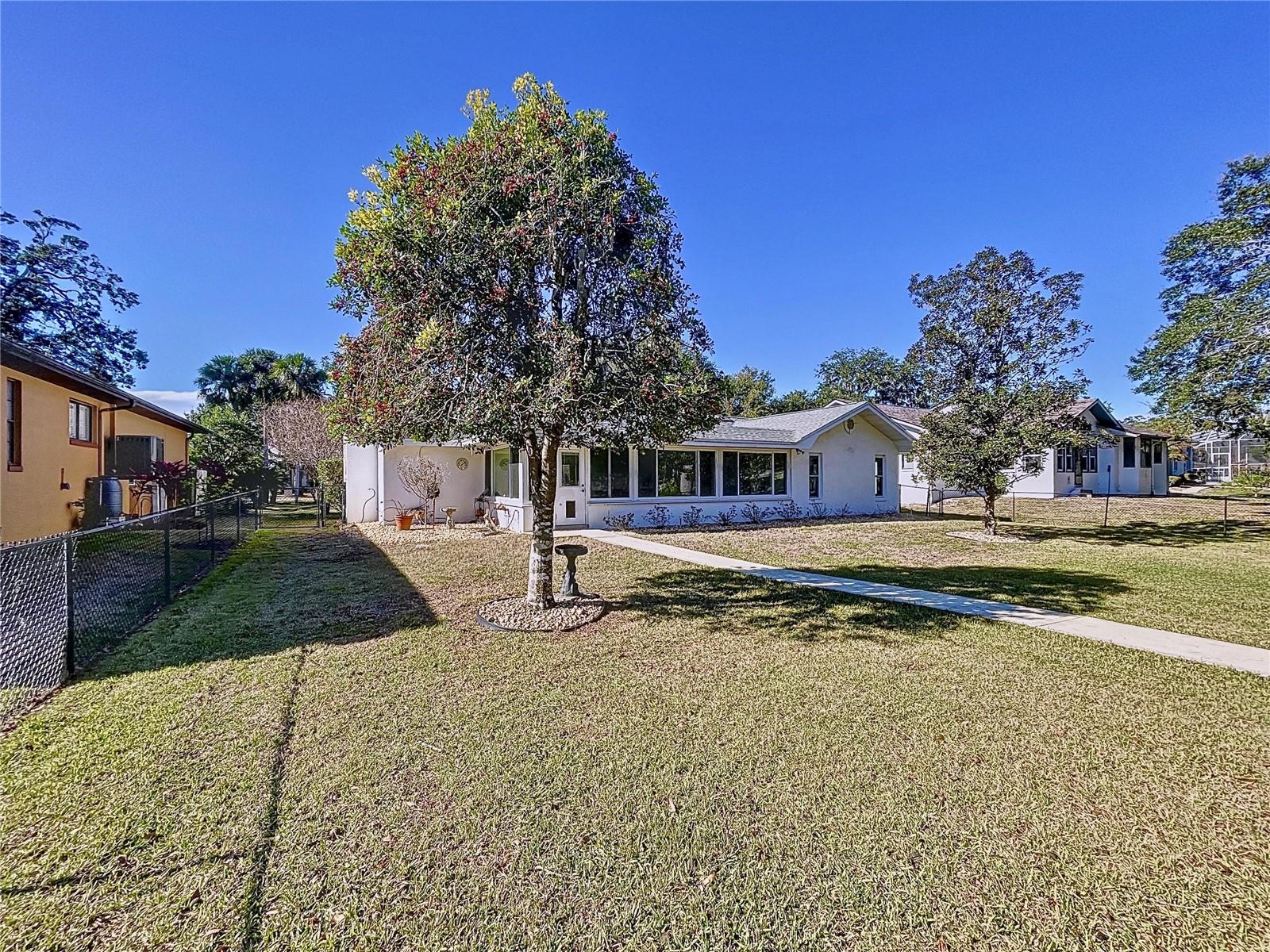 Image 12 of 93 For 11910 Riverhaven Drive