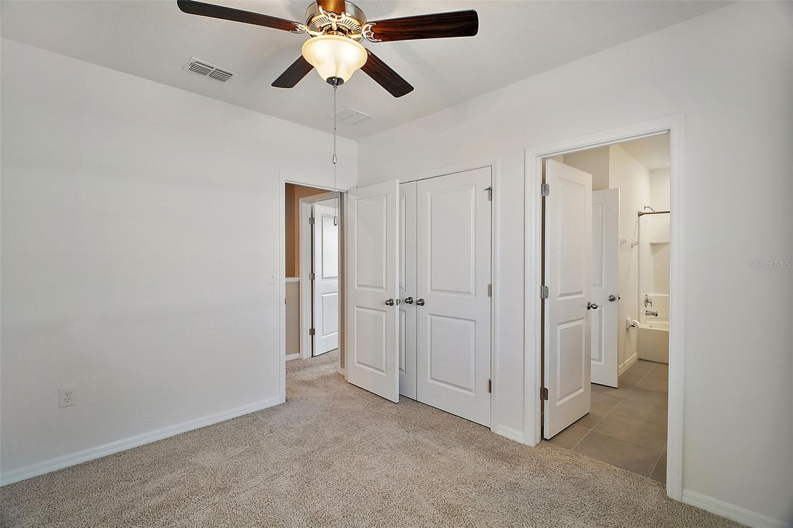 Image 17 of 24 For 5427 Dragonfly Drive