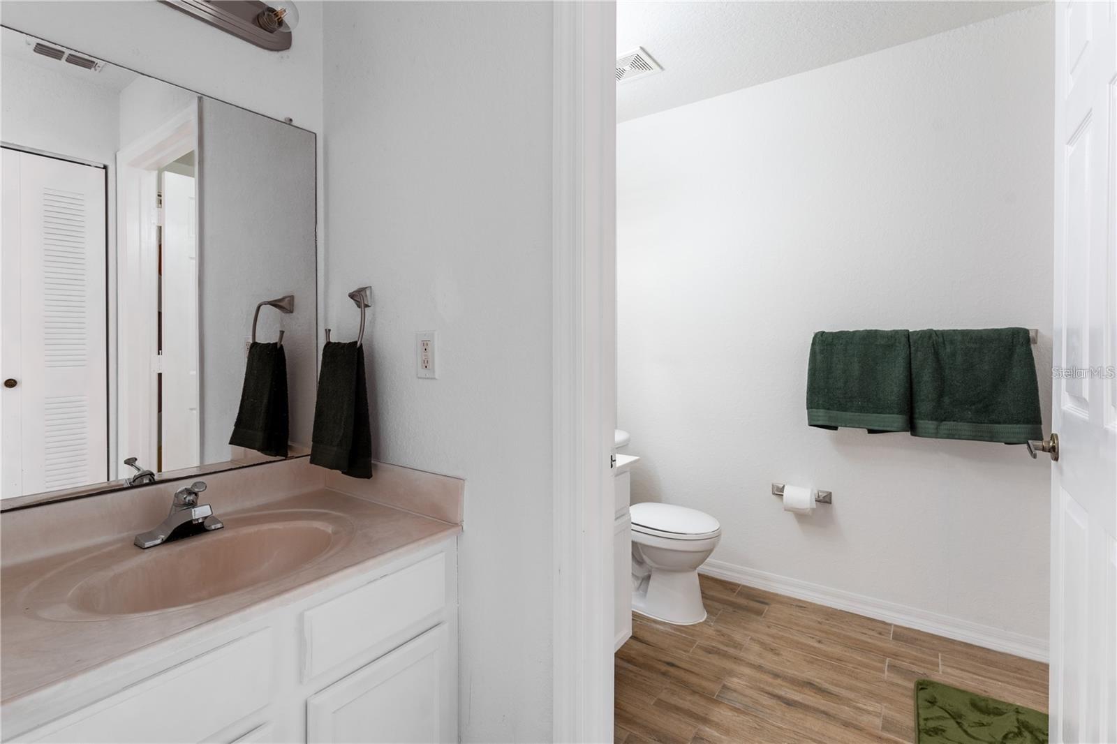 Image 14 of 37 For 2622 Lodi Circle 103