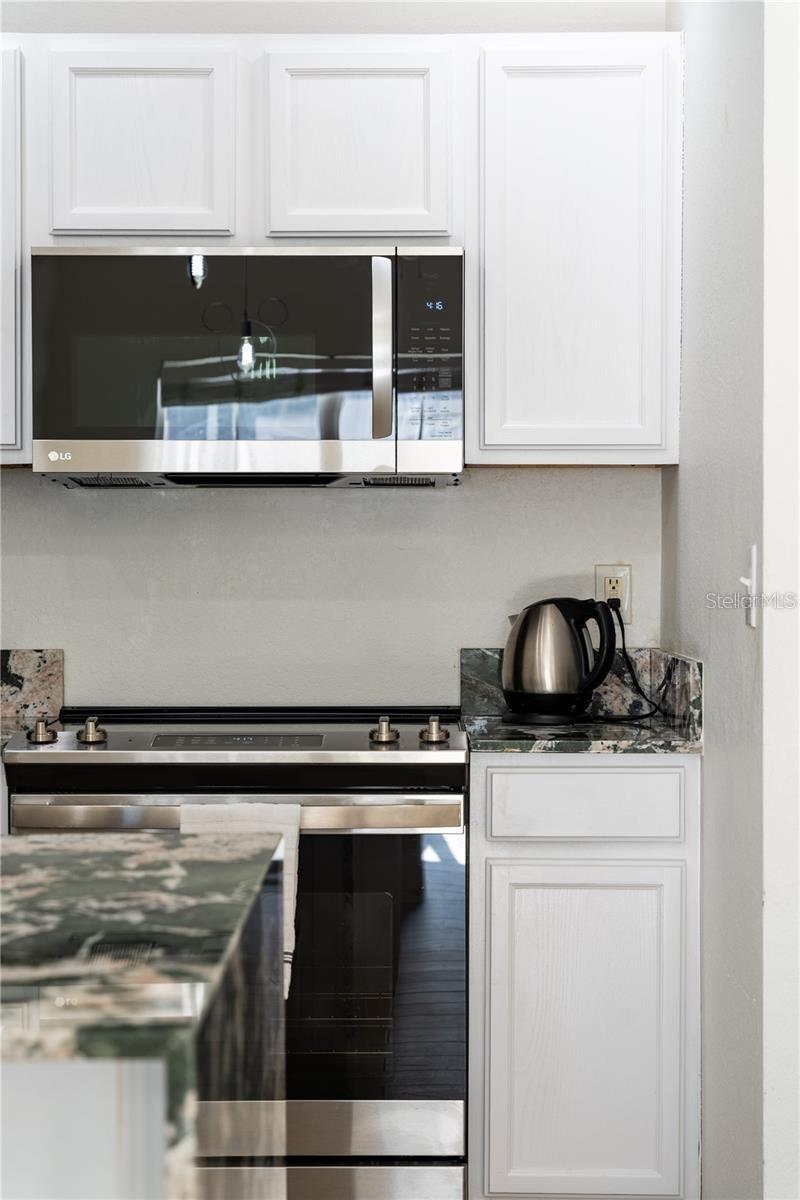Image 7 of 37 For 2622 Lodi Circle 103