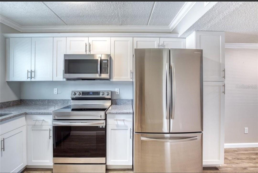Image 3 of 15 For 55 Vining Court 1010