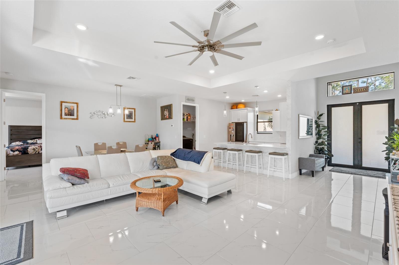 Image 4 of 18 For 1217 Mckinley Avenue
