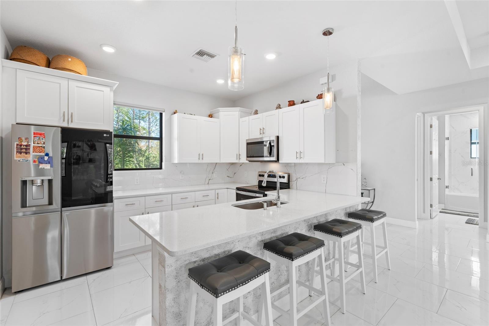 Image 6 of 18 For 1217 Mckinley Avenue