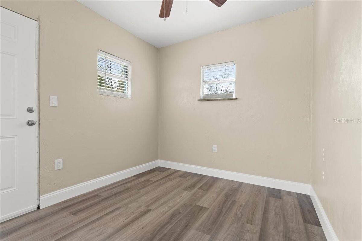 Image 11 of 35 For 1609 Stocking Street