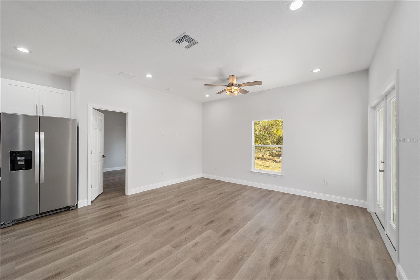 Image 11 of 50 For 9371 Akola Way