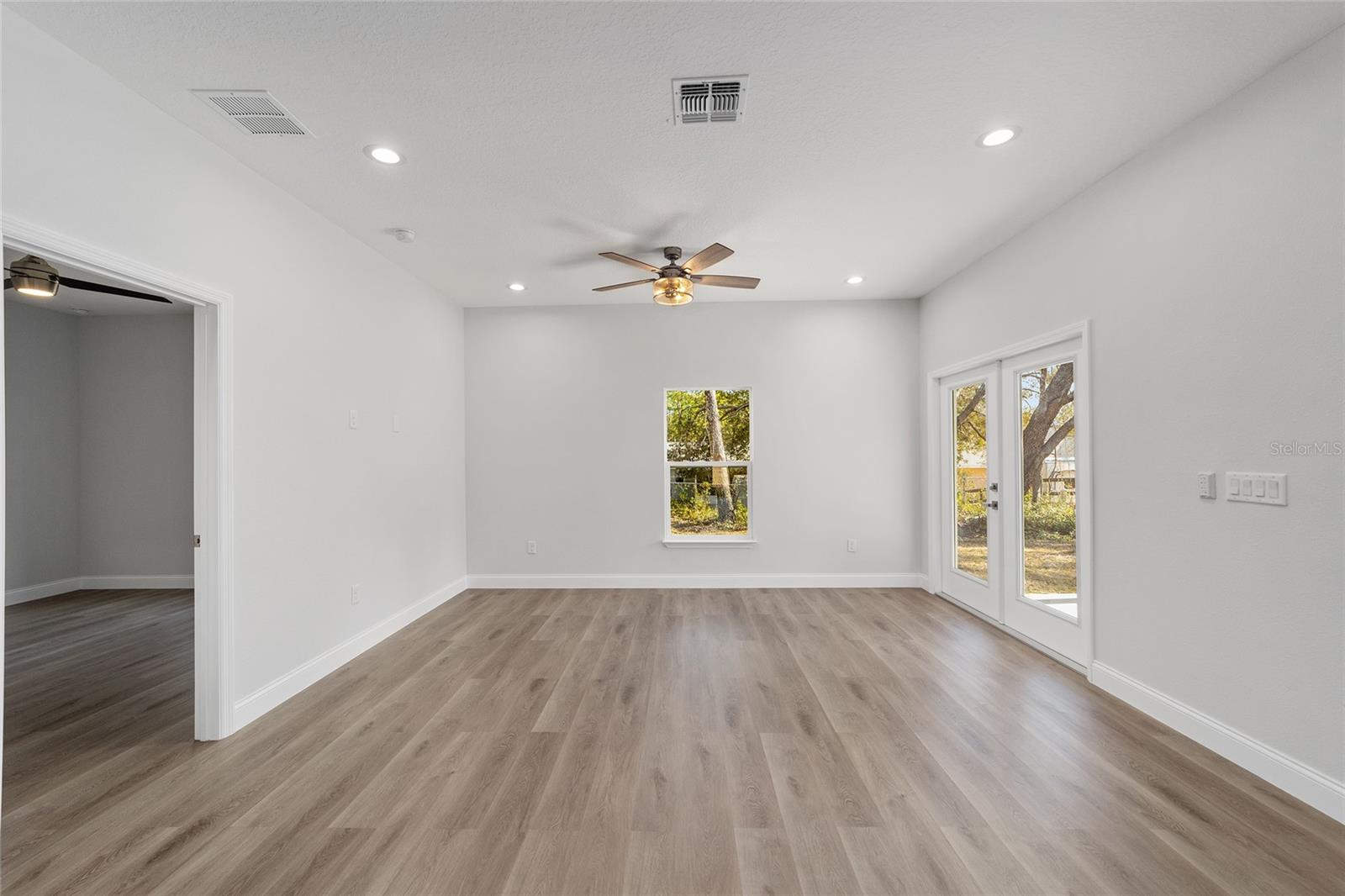 Image 24 of 50 For 9371 Akola Way