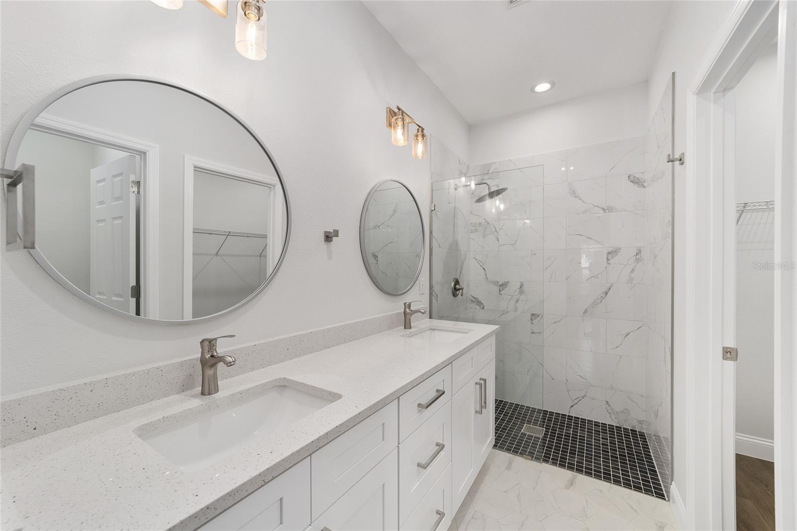 Image 25 of 50 For 9371 Akola Way
