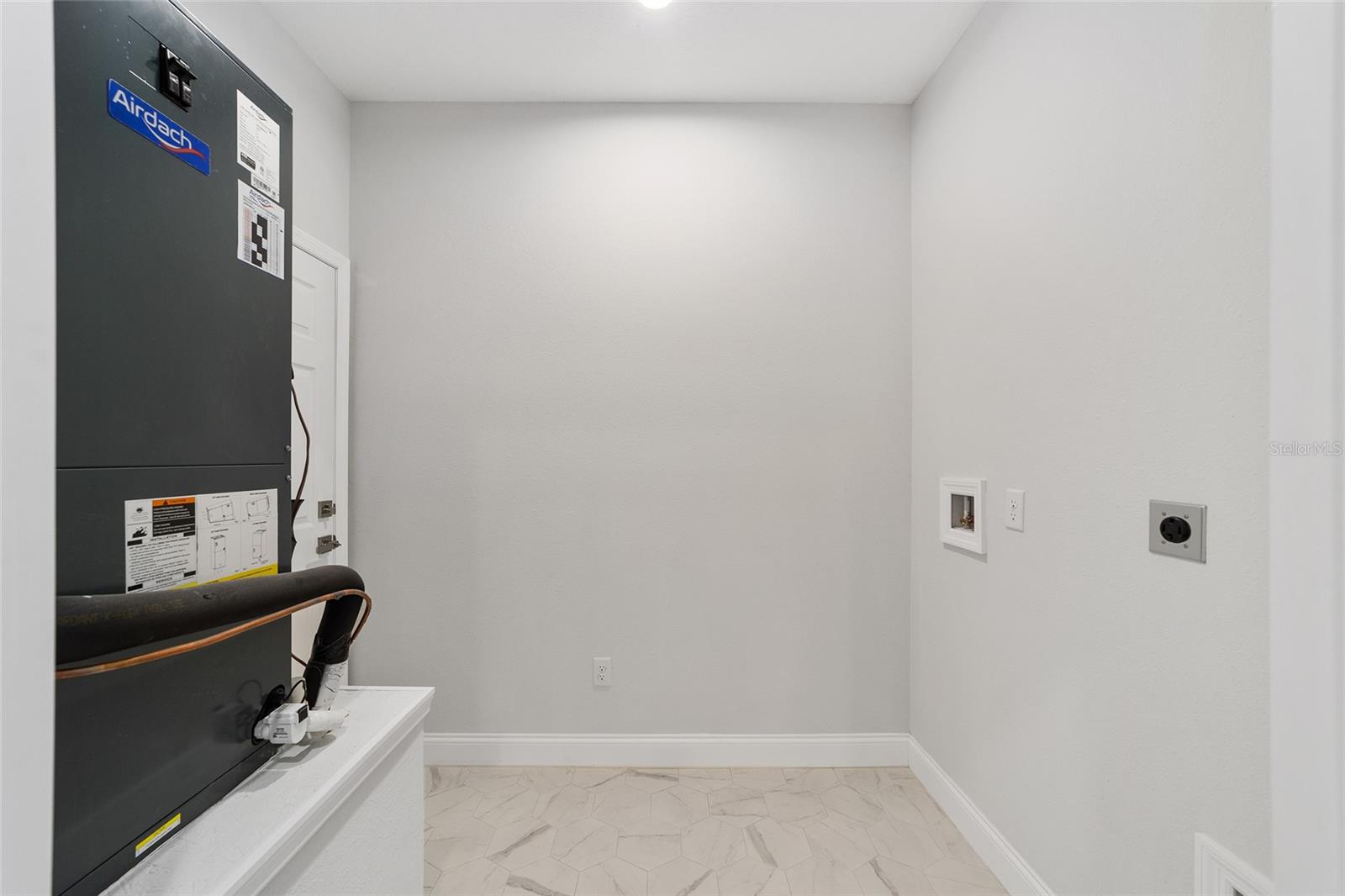 Image 34 of 50 For 9371 Akola Way