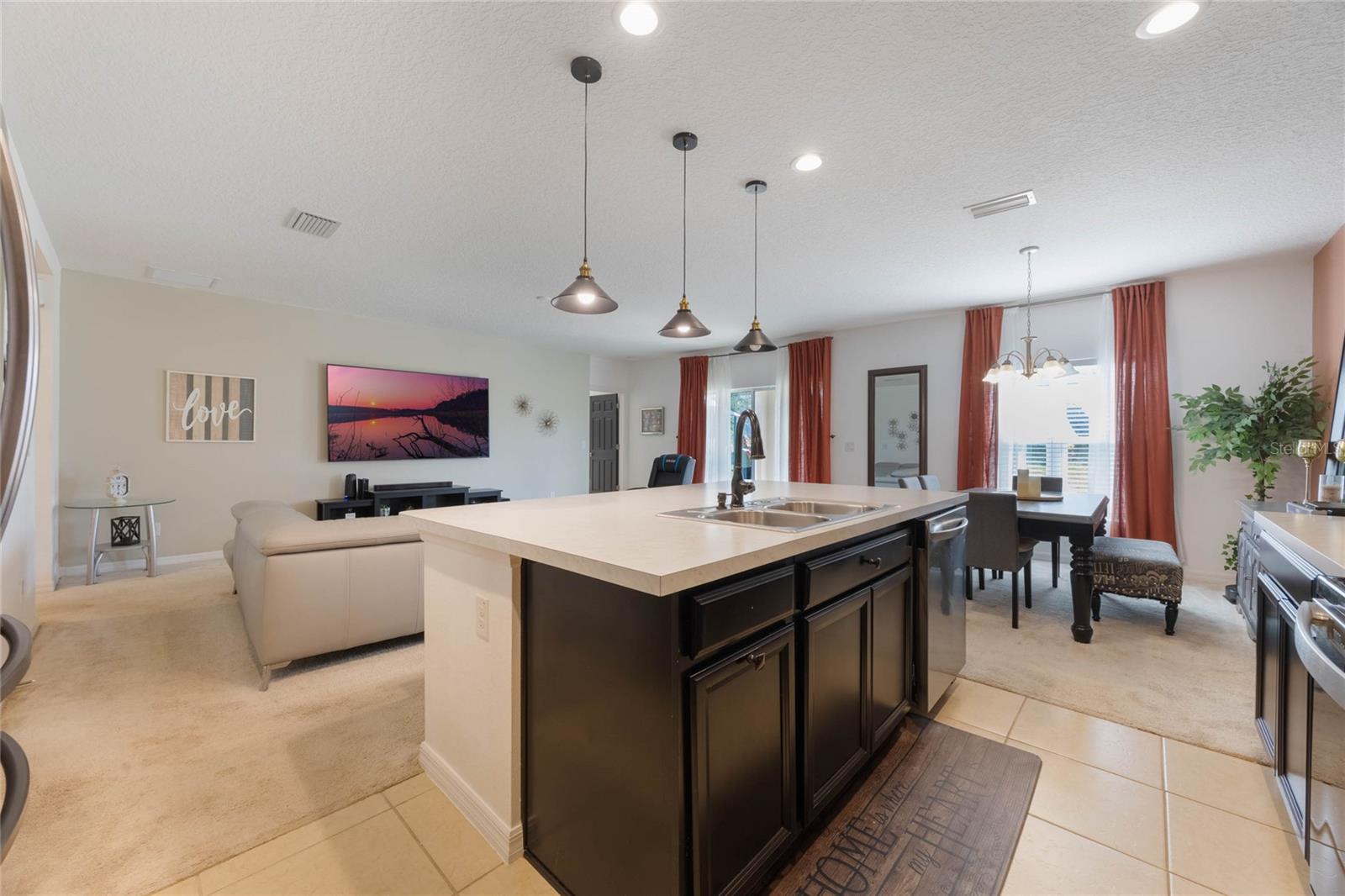 Image 19 of 44 For 253 Golden Sands Circle