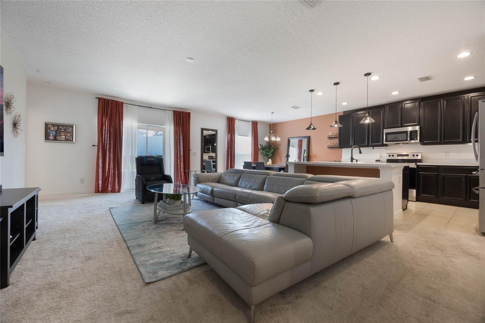 Image 6 of 44 For 253 Golden Sands Circle
