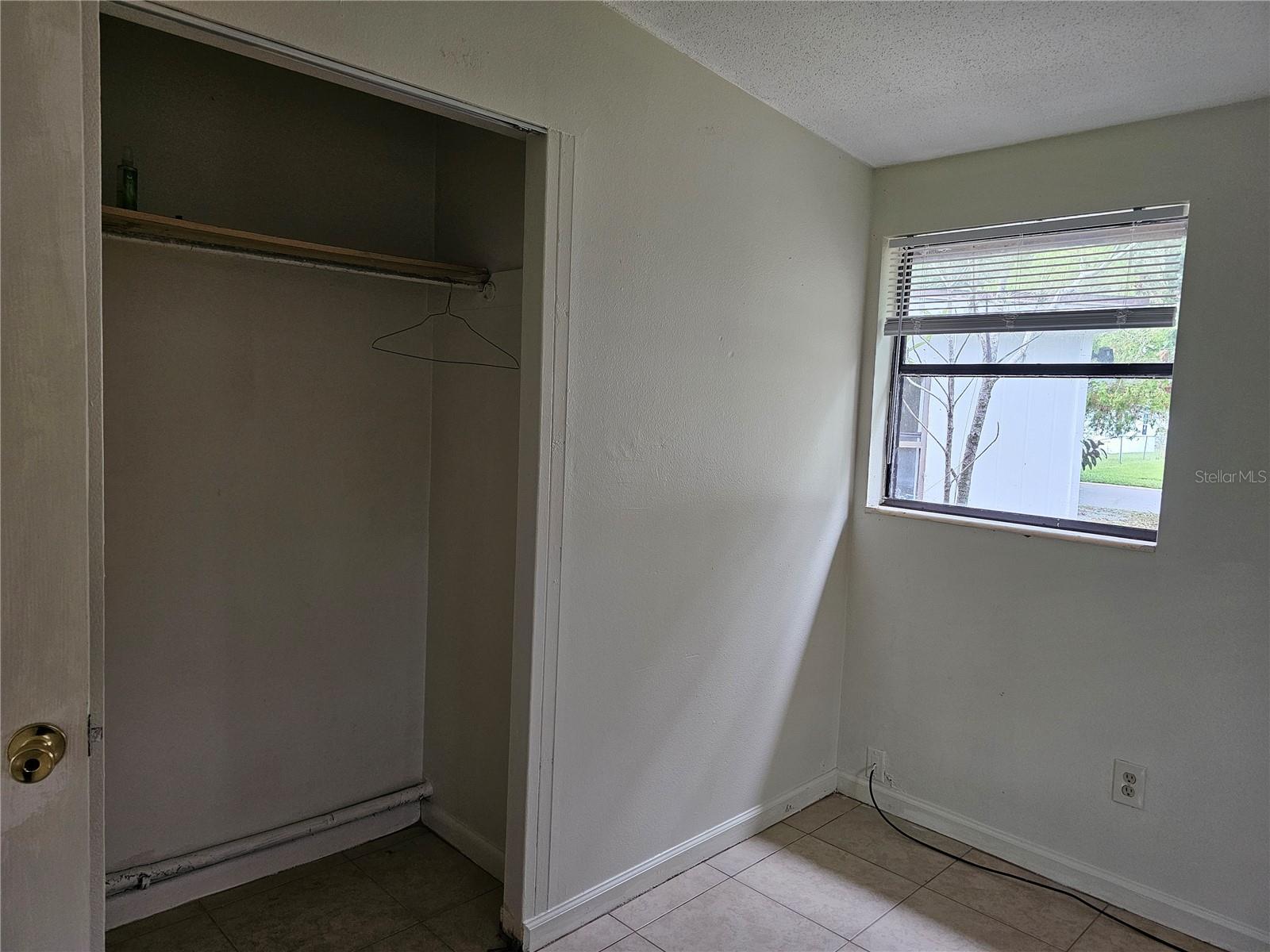 Image 17 of 22 For 1040 Maxey Drive