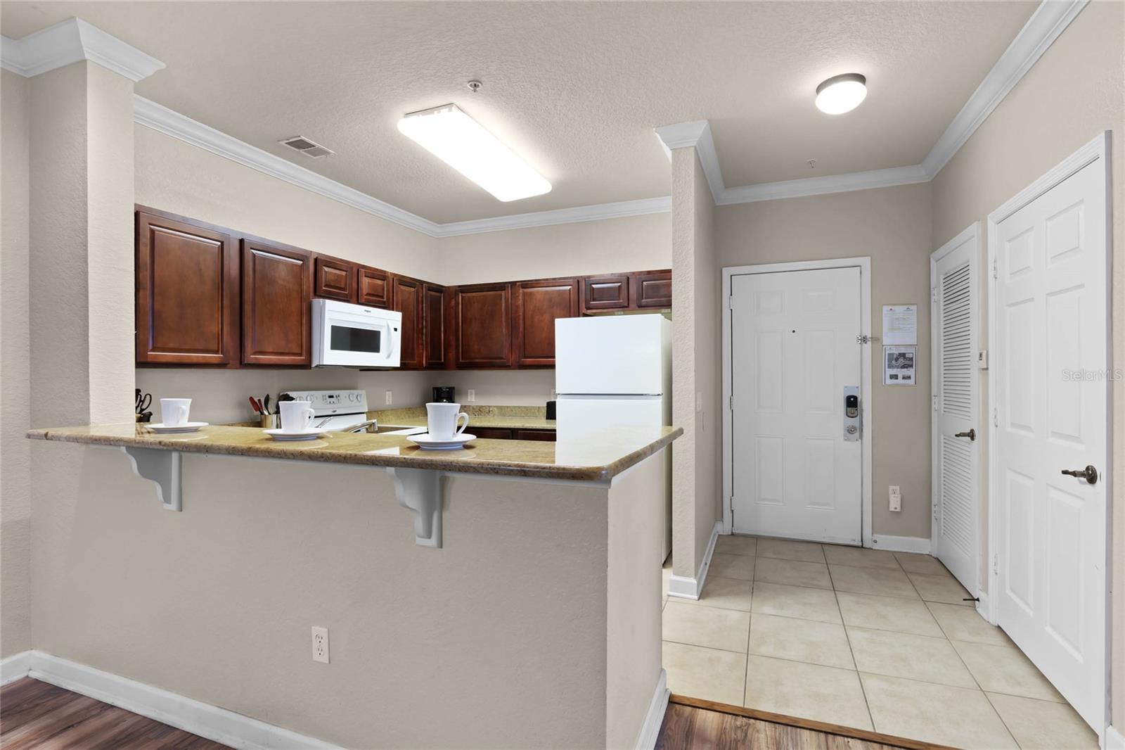 Image 10 of 37 For 8020 Tuscany Way 6401