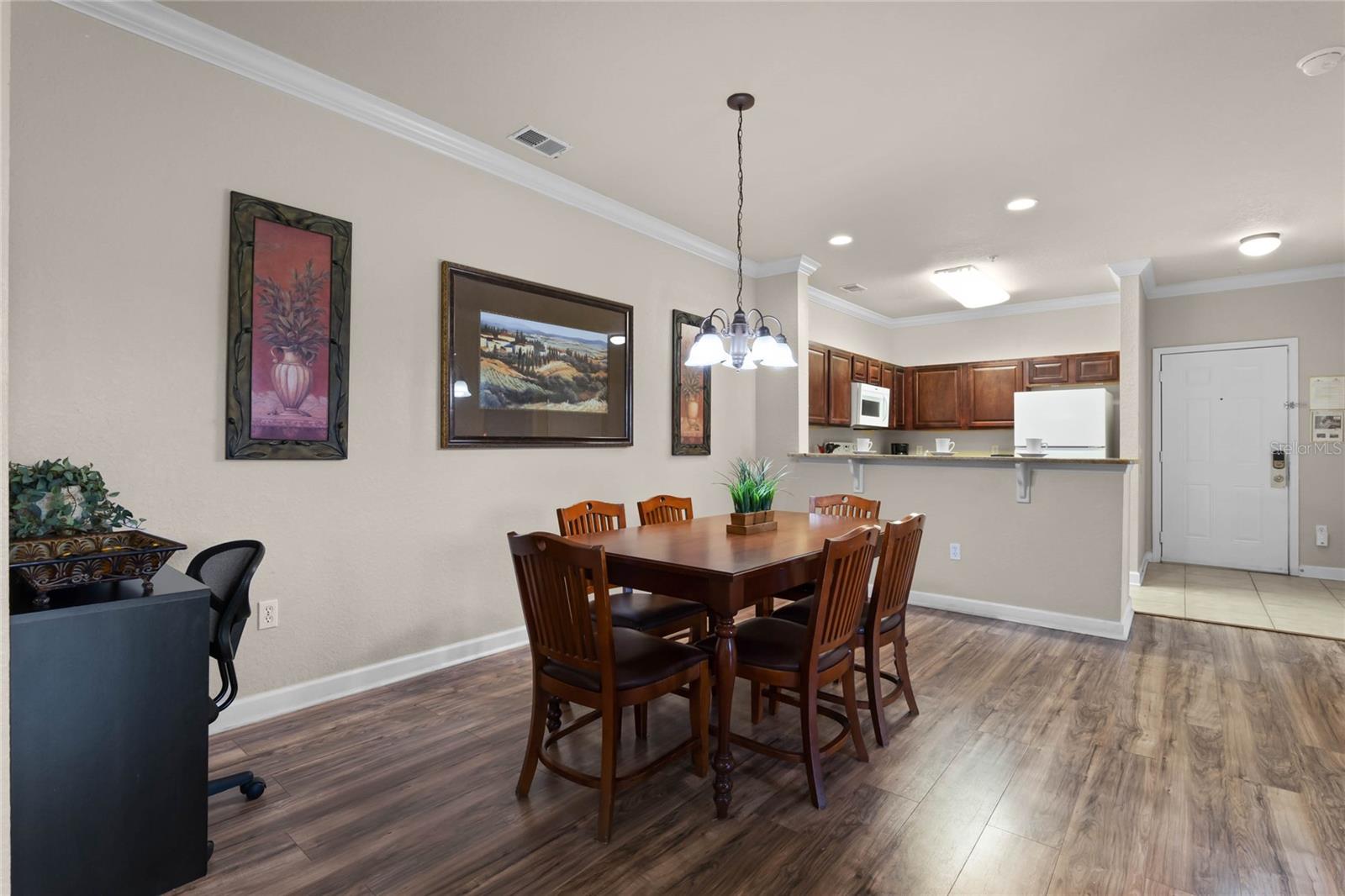 Image 12 of 37 For 8020 Tuscany Way 6401