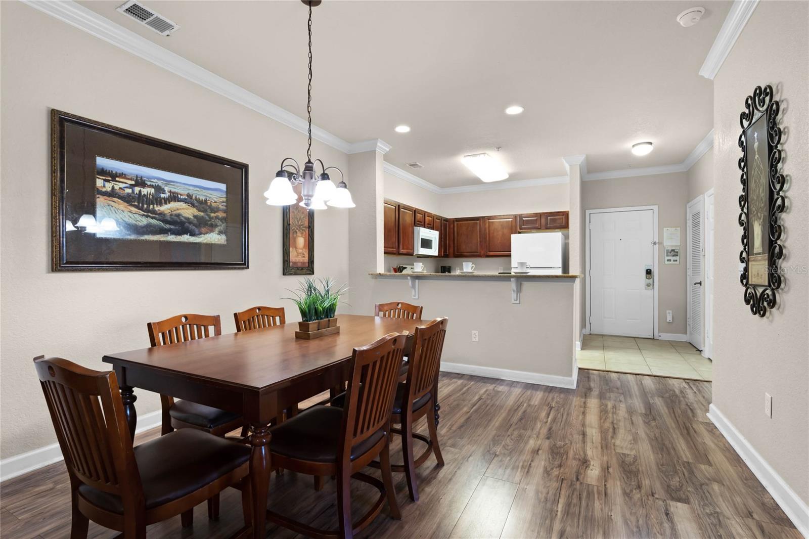 Image 14 of 37 For 8020 Tuscany Way 6401