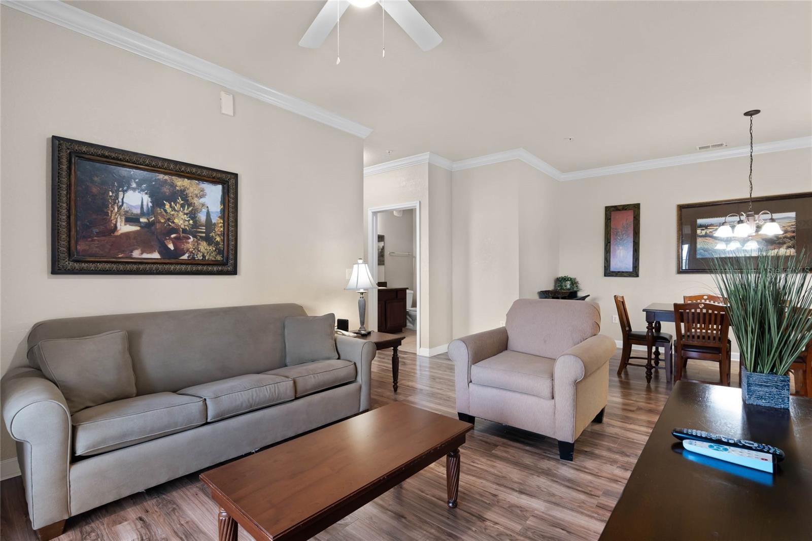 Image 17 of 37 For 8020 Tuscany Way 6401