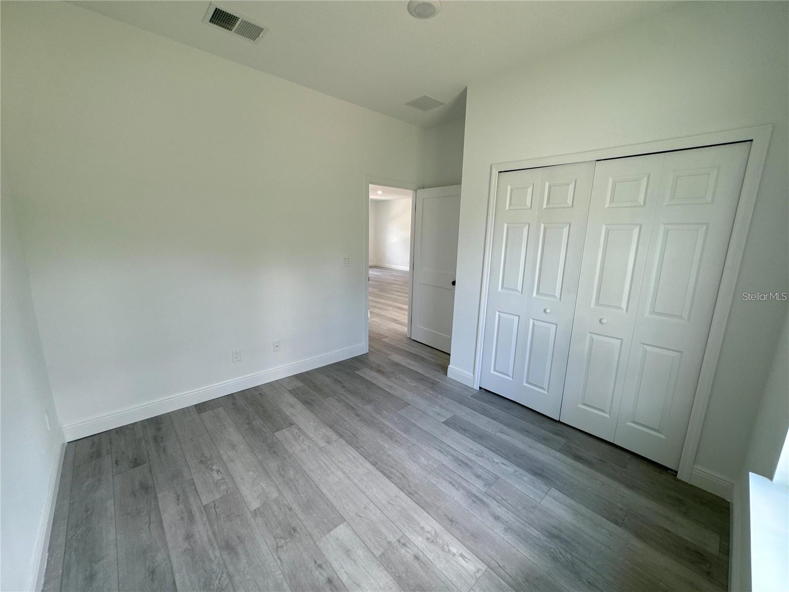 Image 18 of 37 For 6732 132nd Street