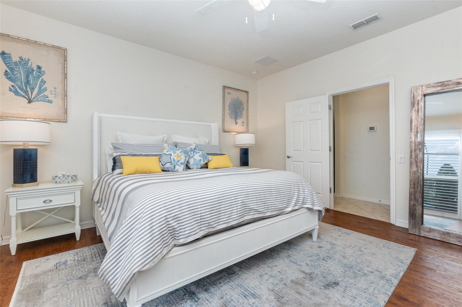 Image 18 of 56 For 508 Zamora Way