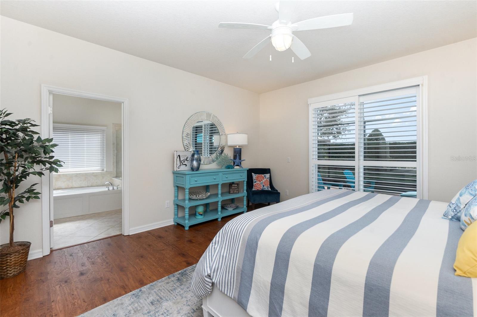 Image 19 of 56 For 508 Zamora Way