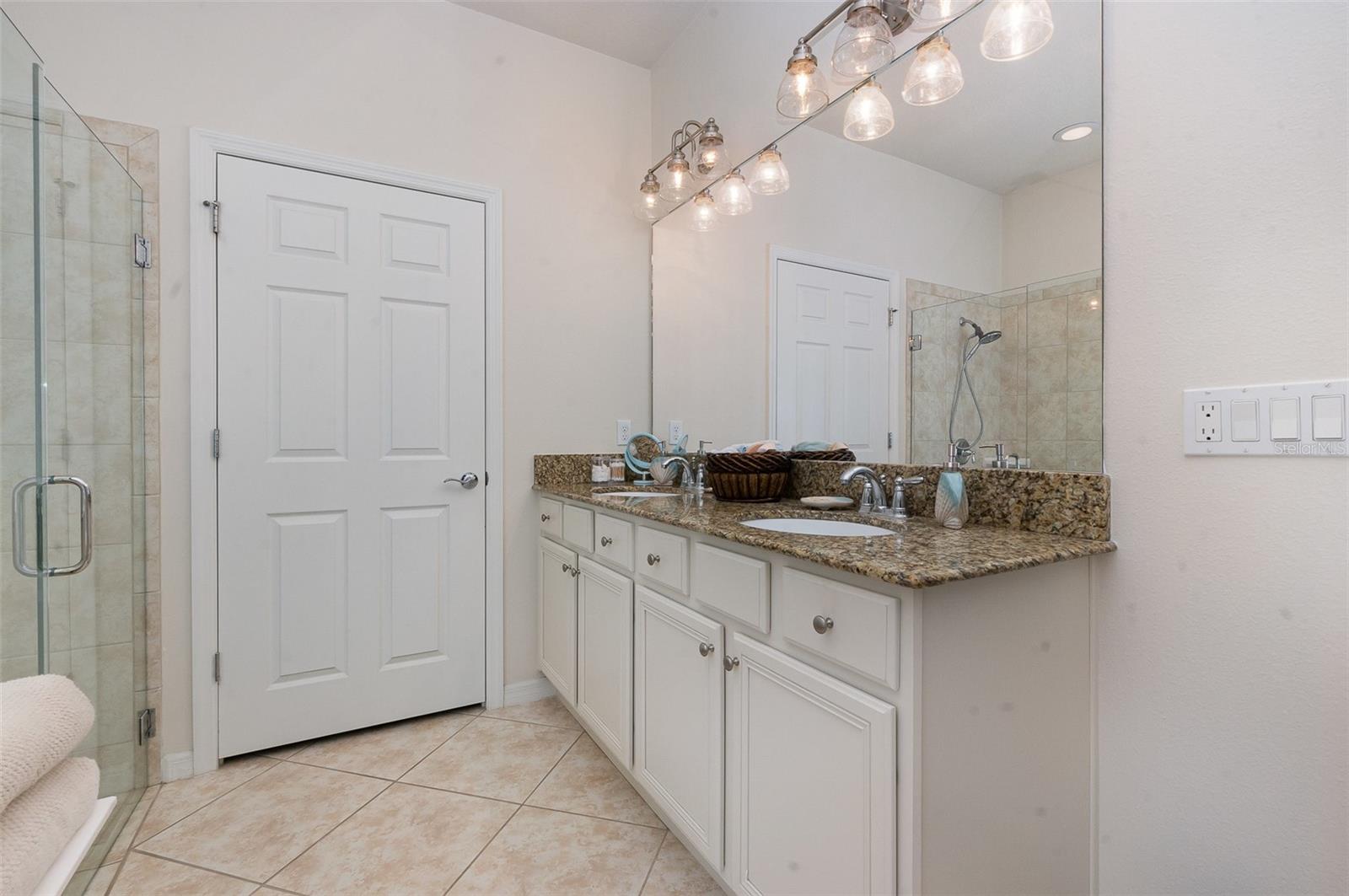 Image 21 of 56 For 508 Zamora Way