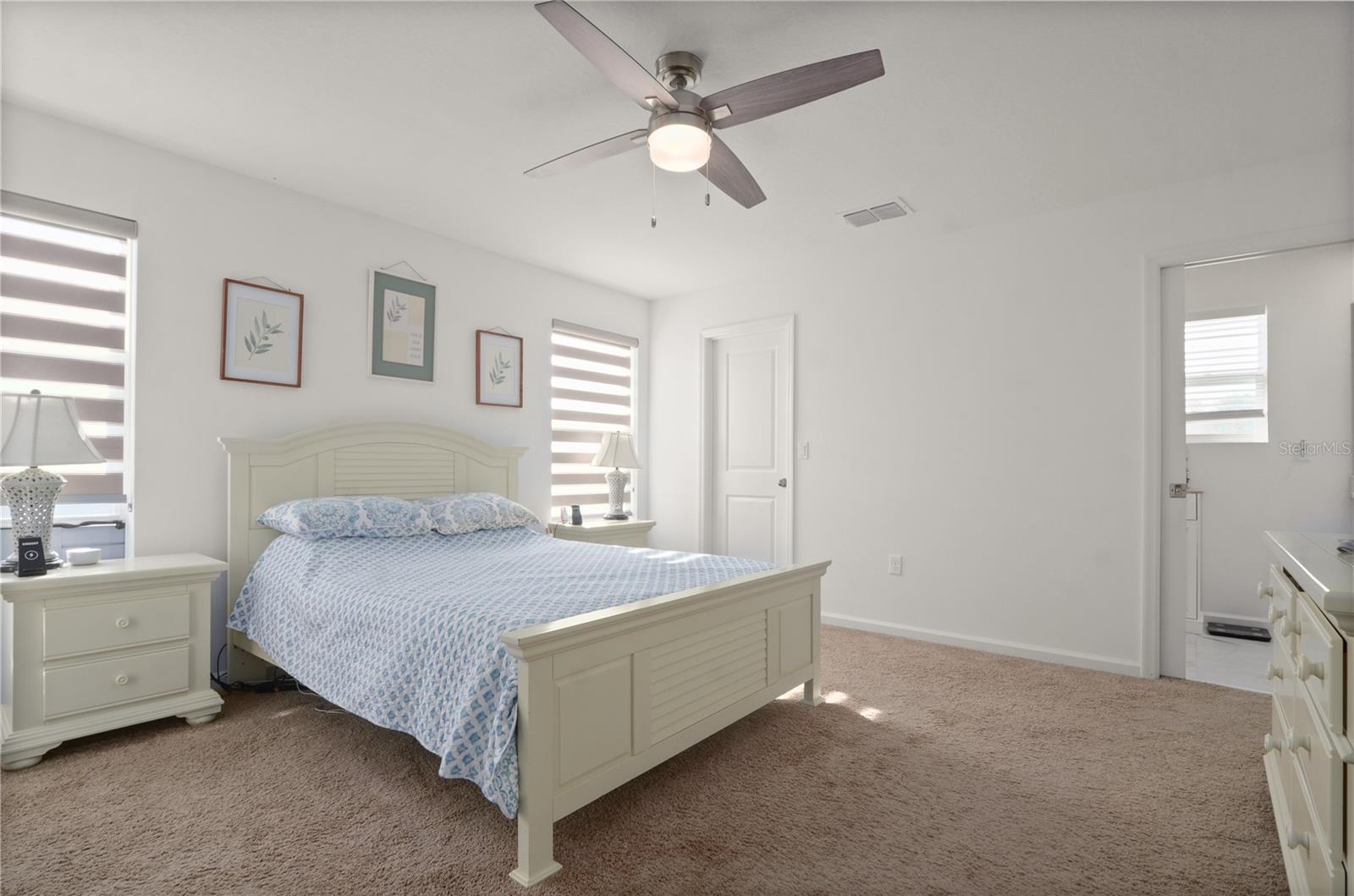 Image 12 of 34 For 11842 Sunsail Avenue