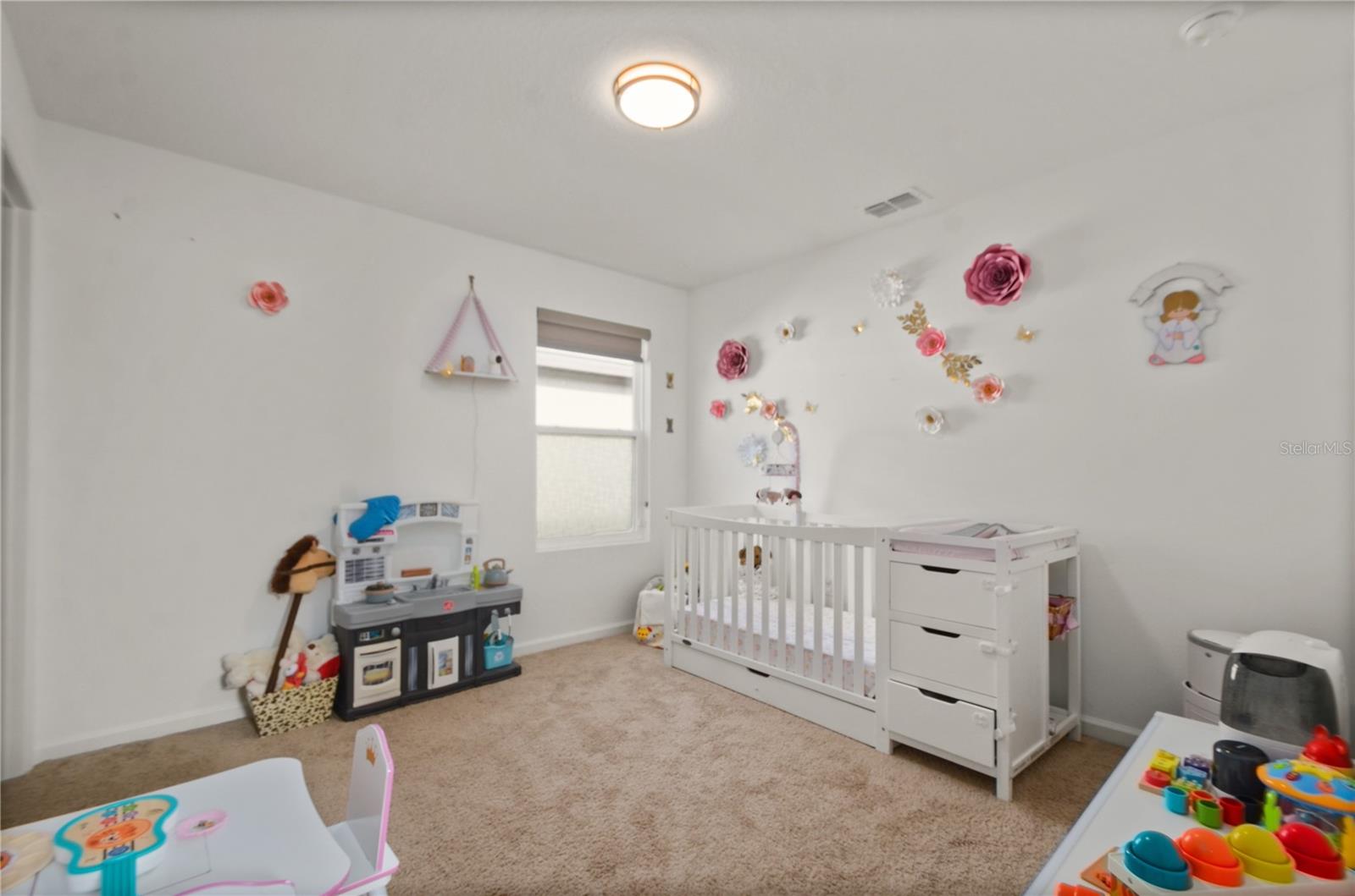 Image 16 of 34 For 11842 Sunsail Avenue