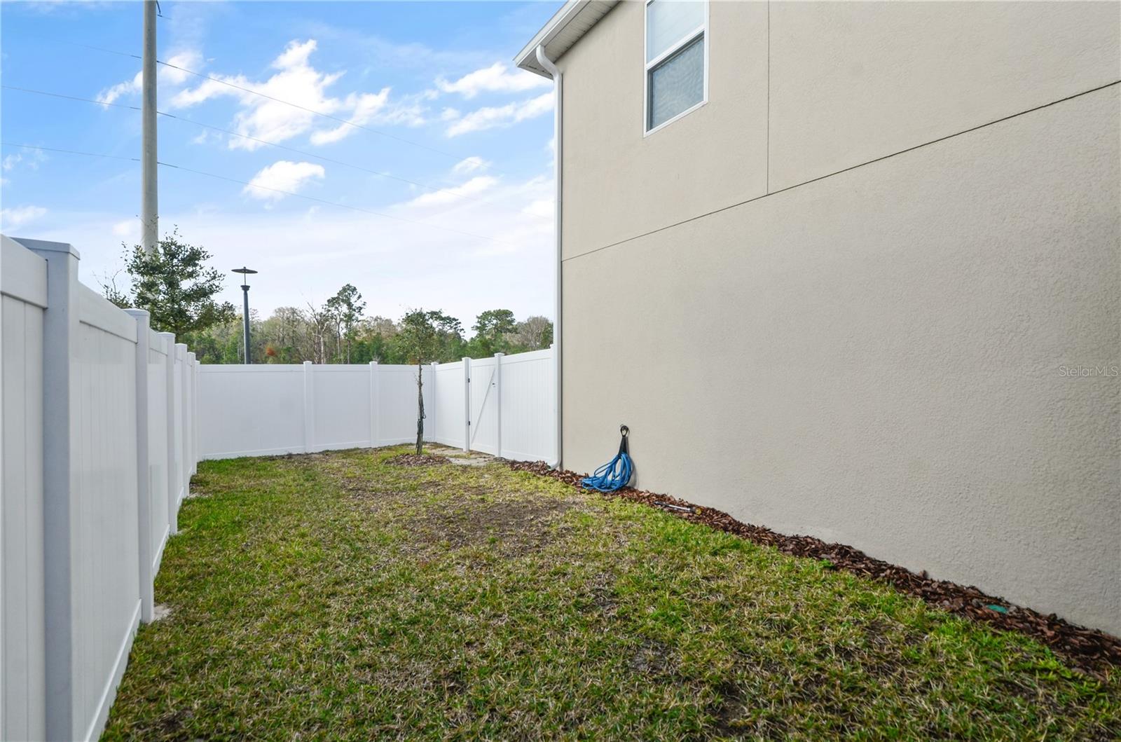 Image 24 of 34 For 11842 Sunsail Avenue