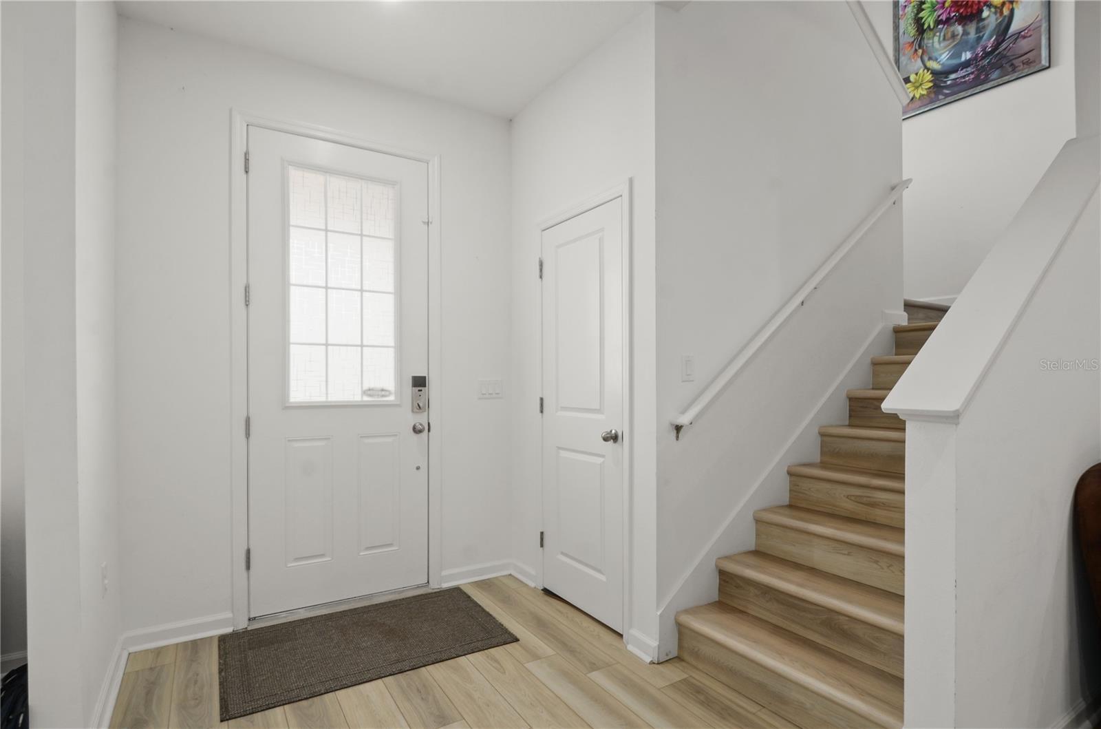 Image 3 of 34 For 11842 Sunsail Avenue