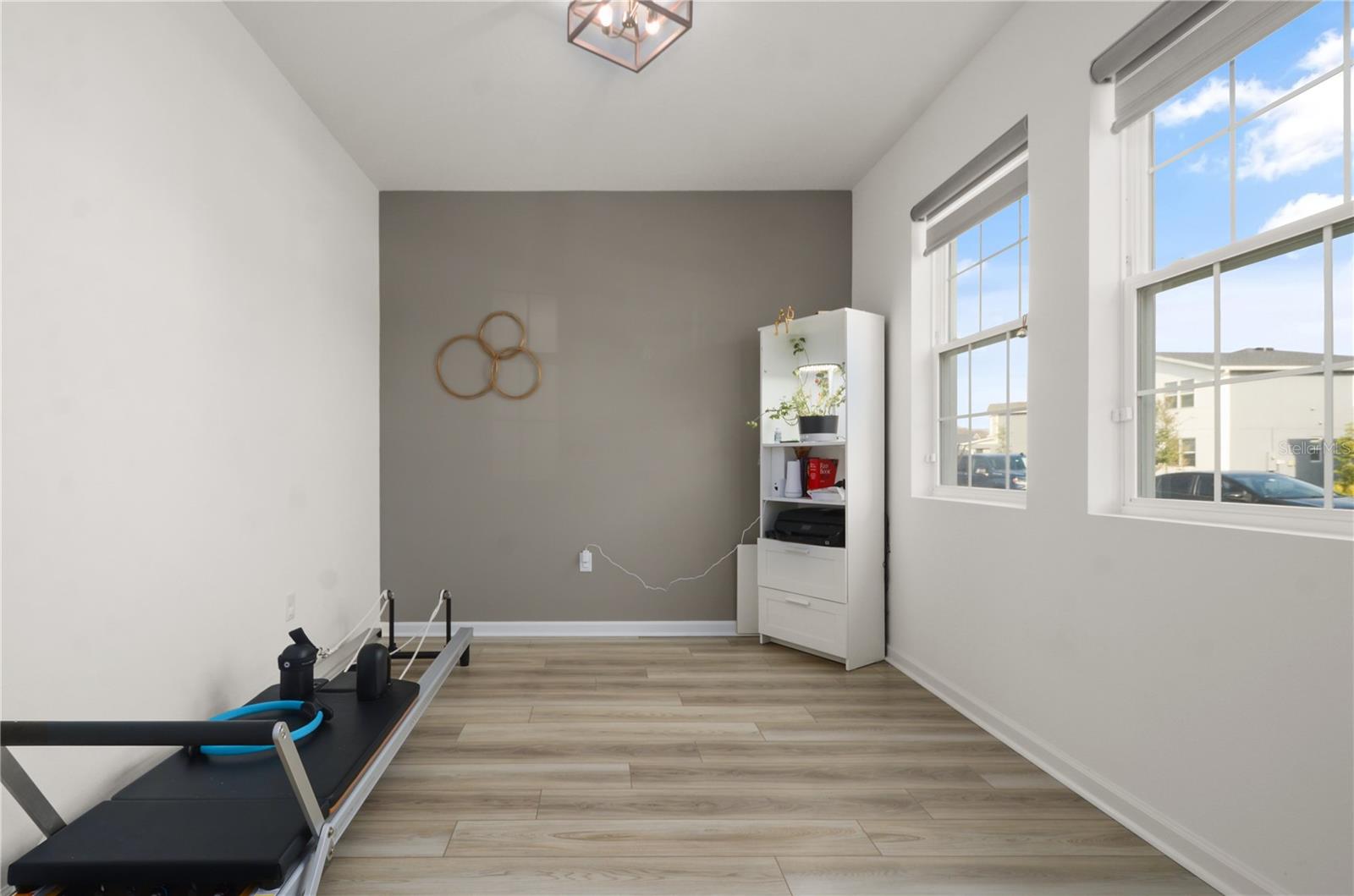 Image 4 of 34 For 11842 Sunsail Avenue