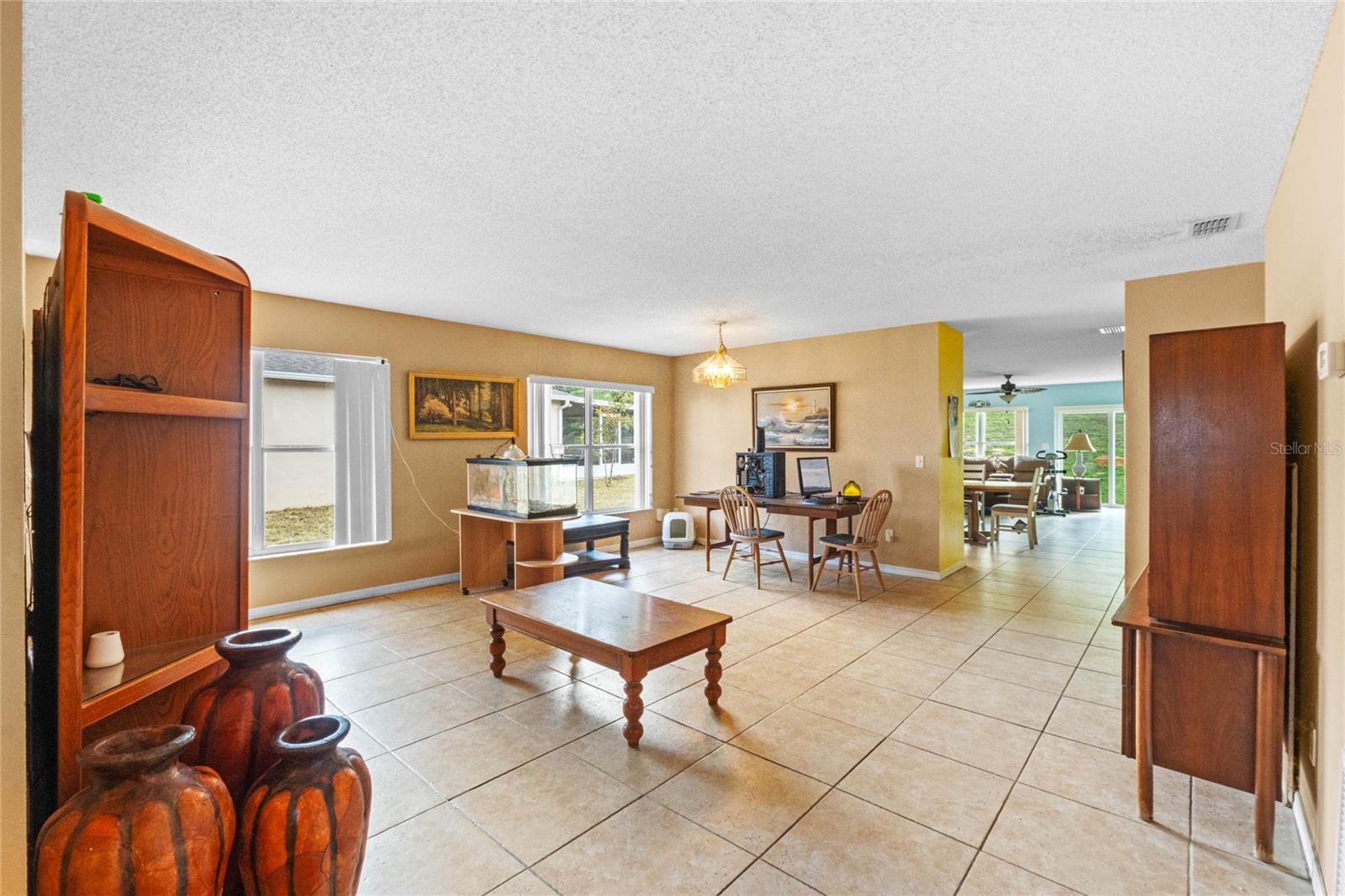 Image 3 of 13 For 2029 Knollcrest Drive