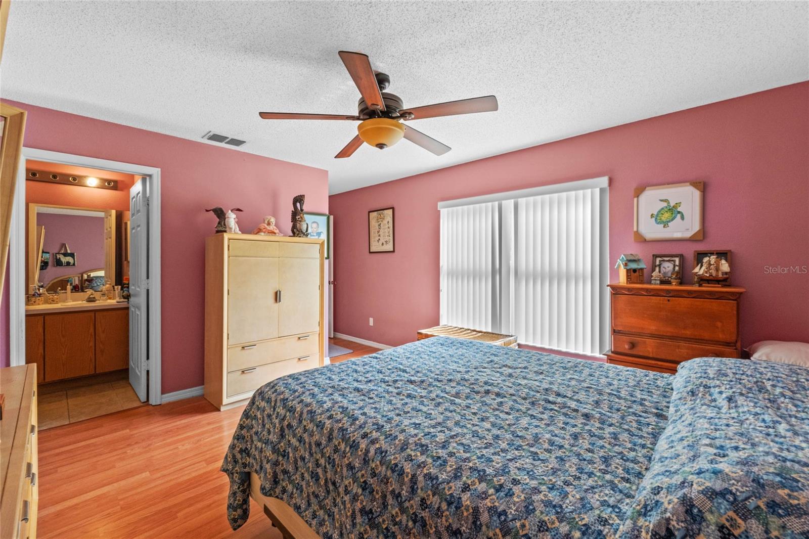 Image 7 of 13 For 2029 Knollcrest Drive