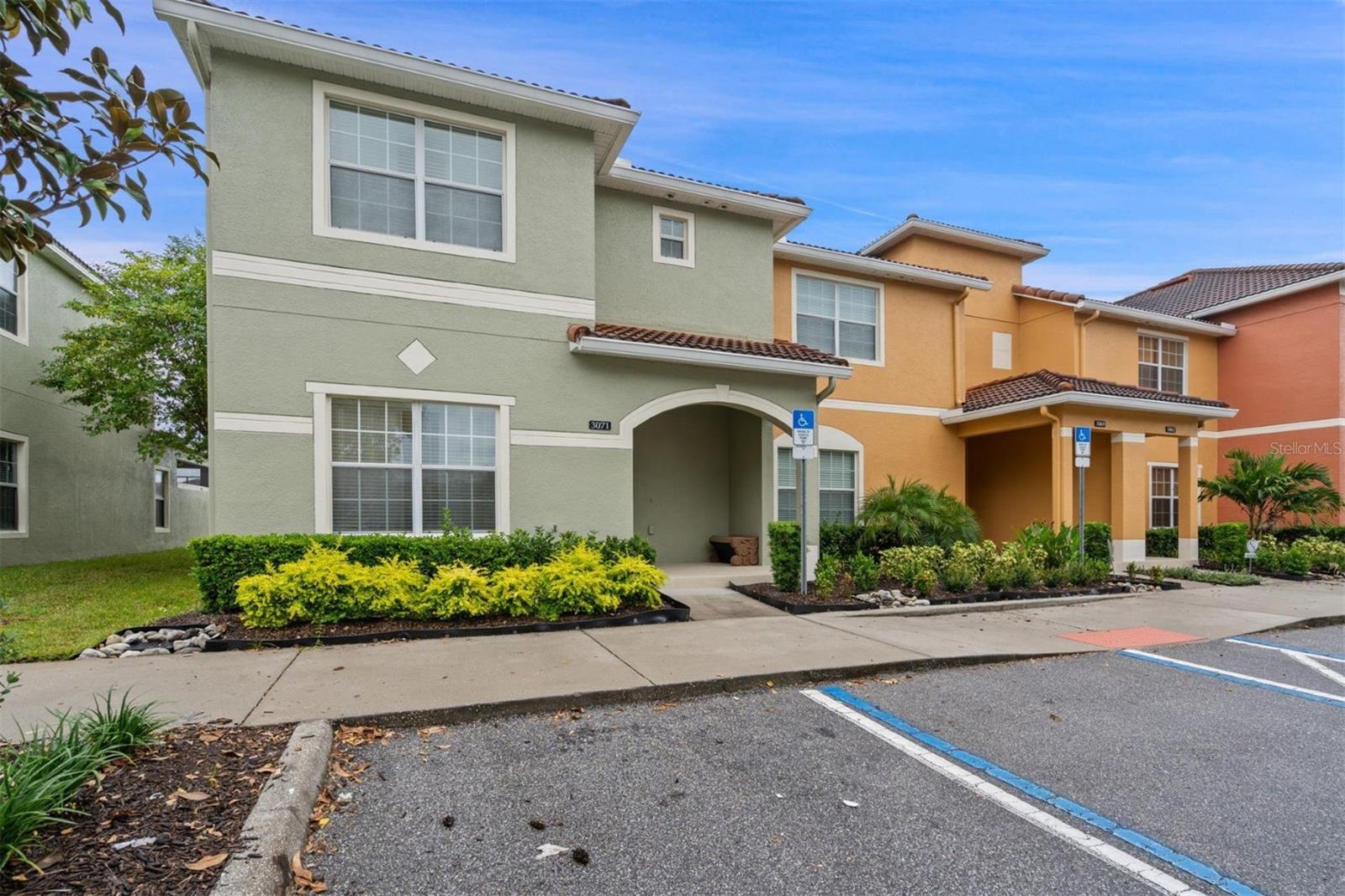 Details for 3071 Beach Palm Avenue, KISSIMMEE, FL 34747