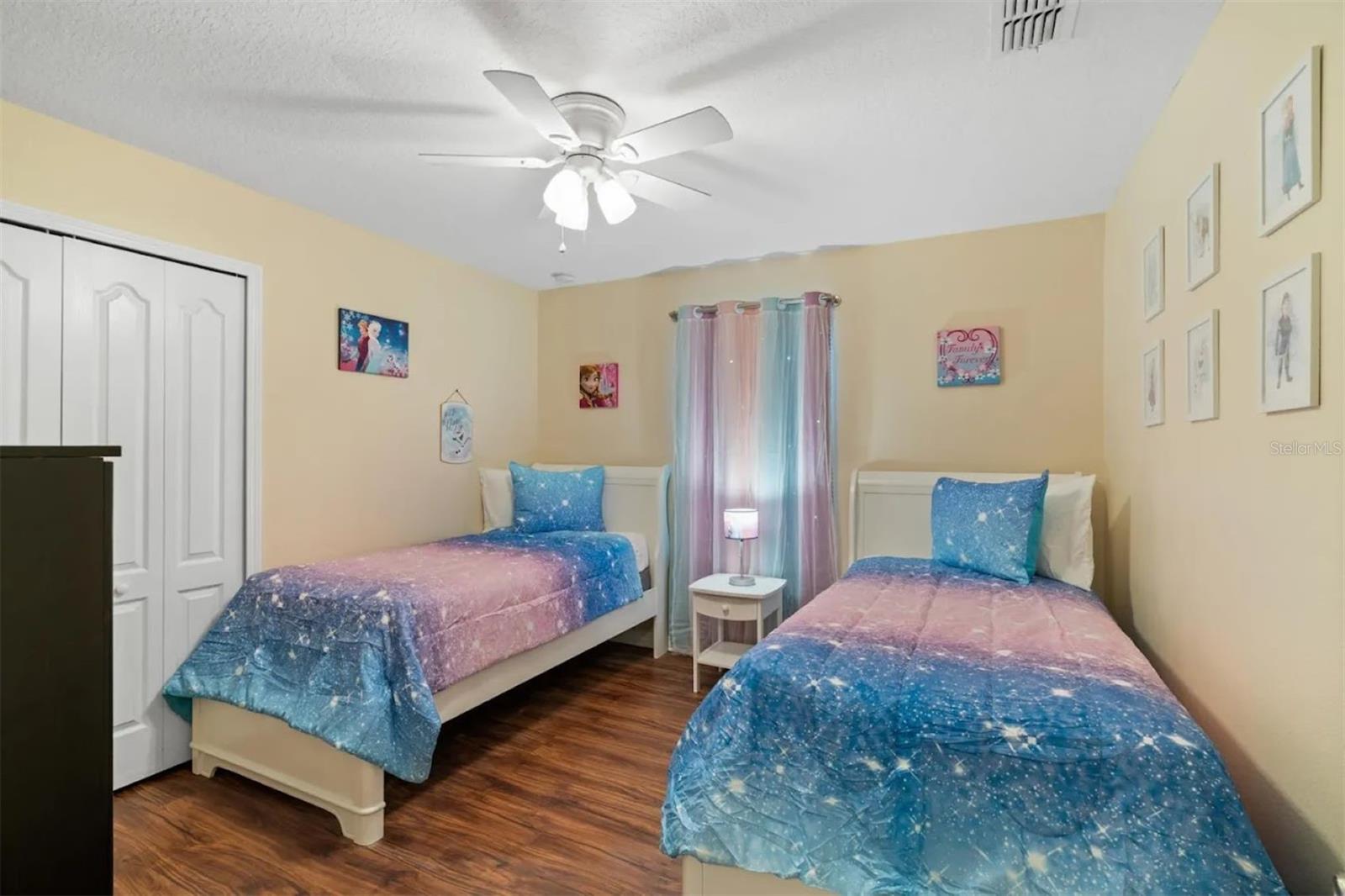 Image 18 of 46 For 3071 Beach Palm Avenue